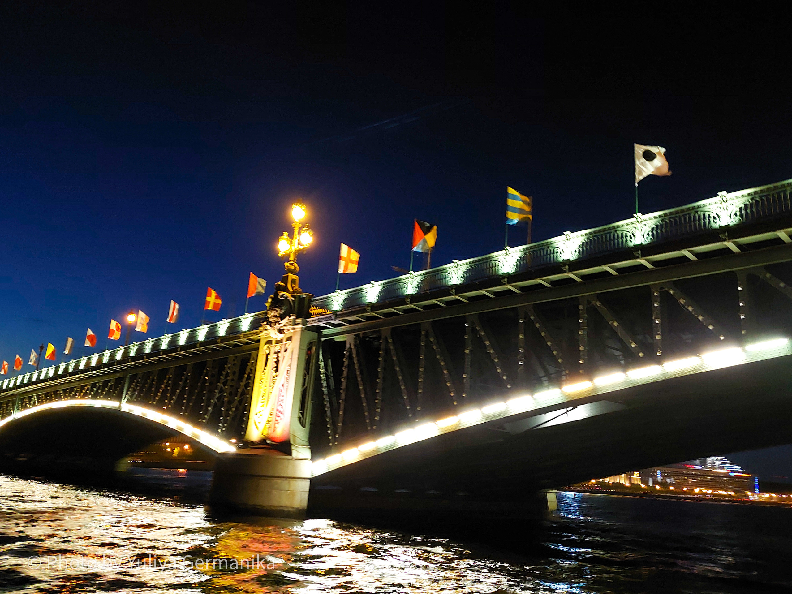 Разные фото на телефон.Города,природа. Фотограф-анималист Юлия Германика