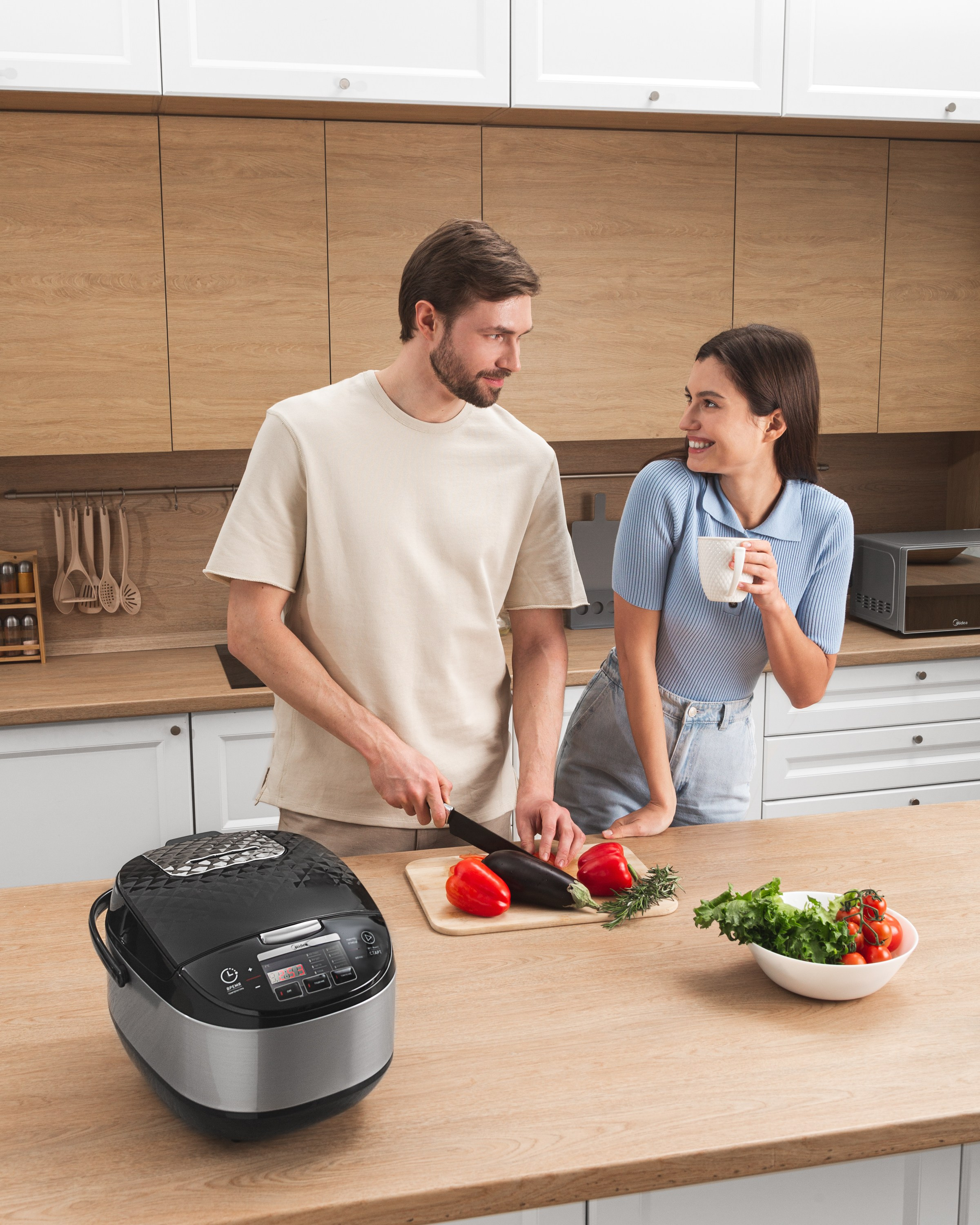 Midea. Главная