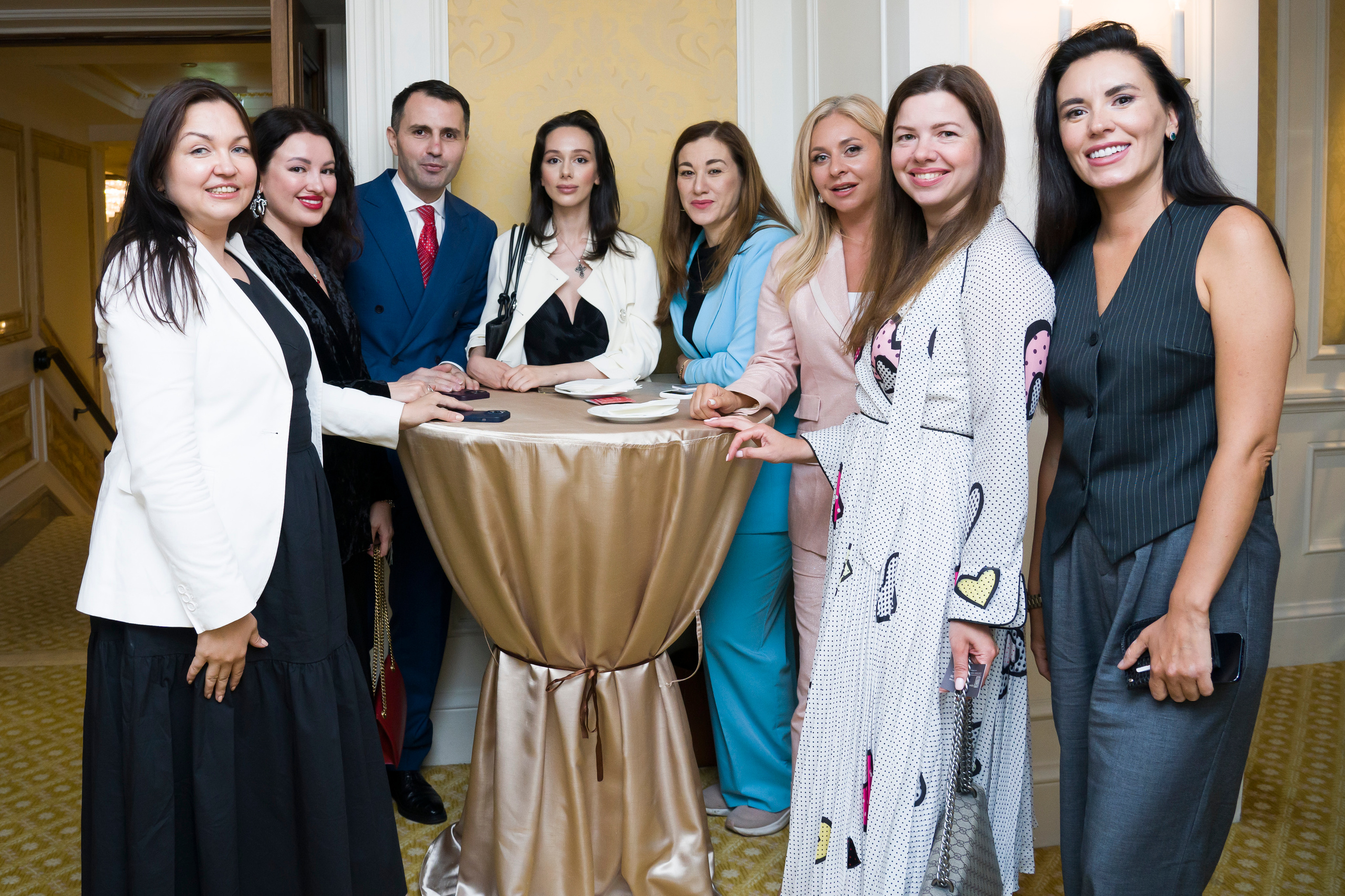 Репортажная съемка форума бизнес клуба АВАНТИ. Фотограф в Санкт-Петербурге. Репортажная и все съёмки для бизнеса