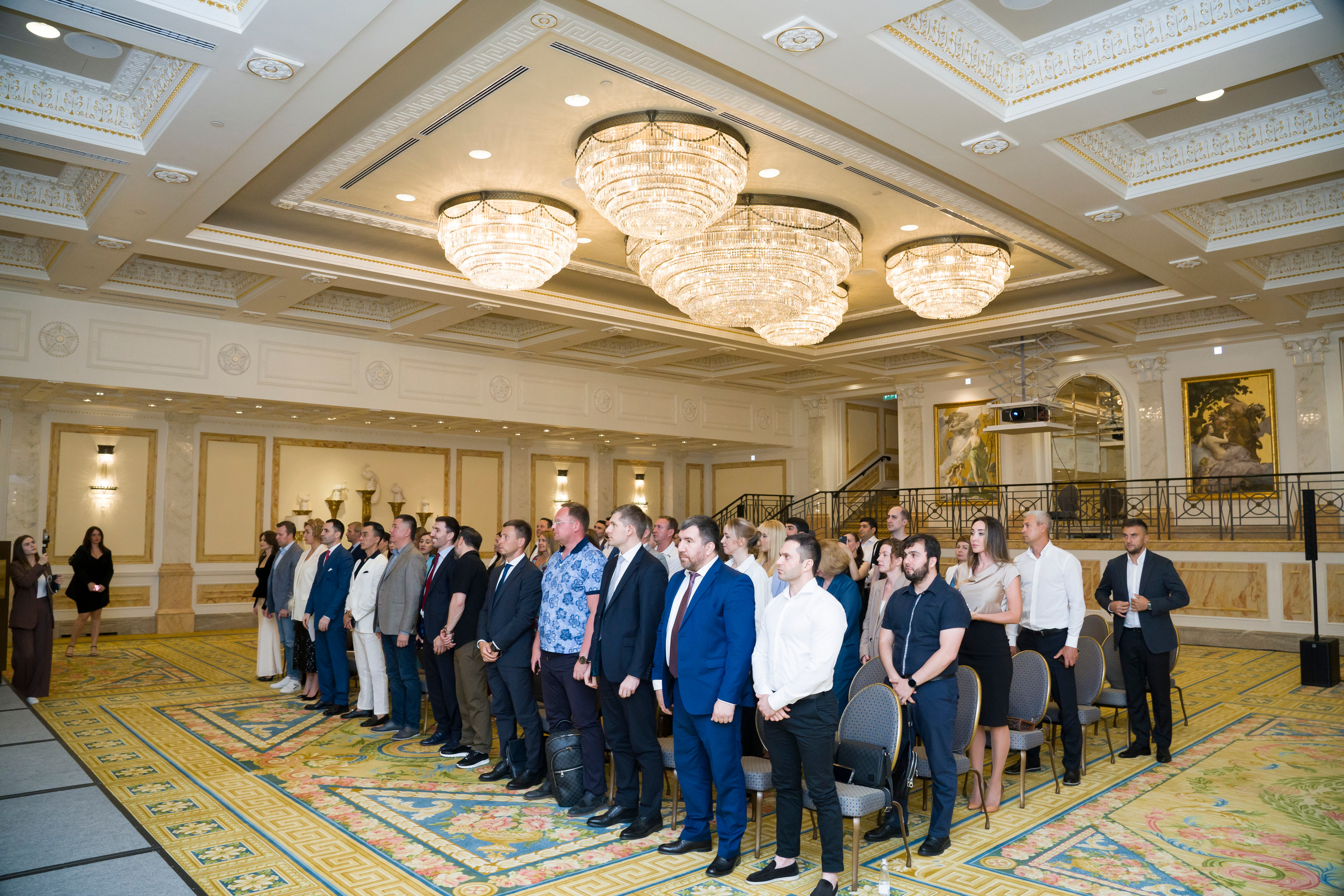 Репортажная съемка форума бизнес клуба АВАНТИ. Фотограф в Санкт-Петербурге. Репортажная и все съёмки для бизнеса