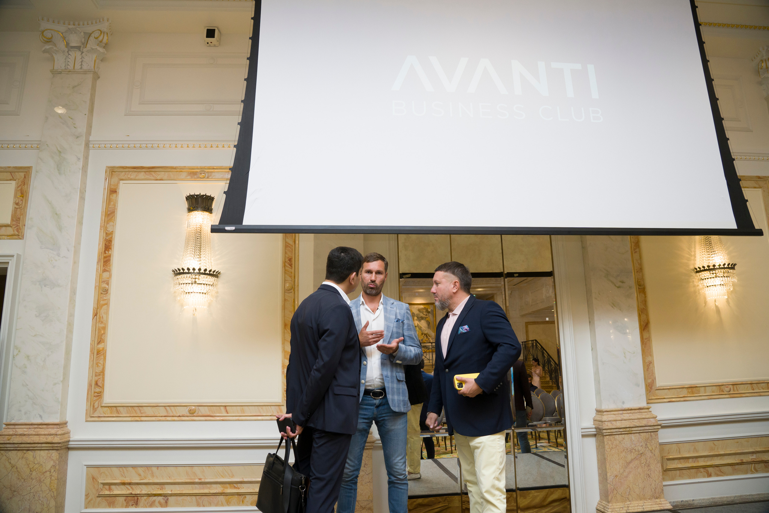 Репортажная съемка форума бизнес клуба АВАНТИ. Фотограф в Санкт-Петербурге. Репортажная и все съёмки для бизнеса