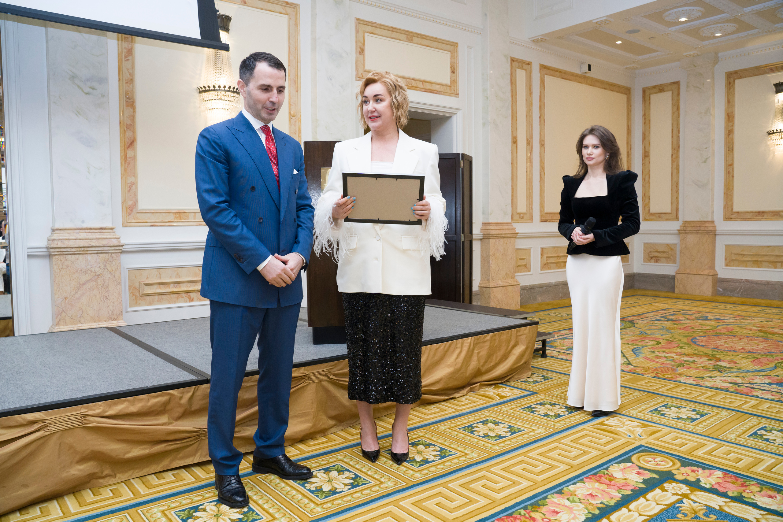 Репортажная съемка форума бизнес клуба АВАНТИ. Фотограф в Санкт-Петербурге. Репортажная и все съёмки для бизнеса