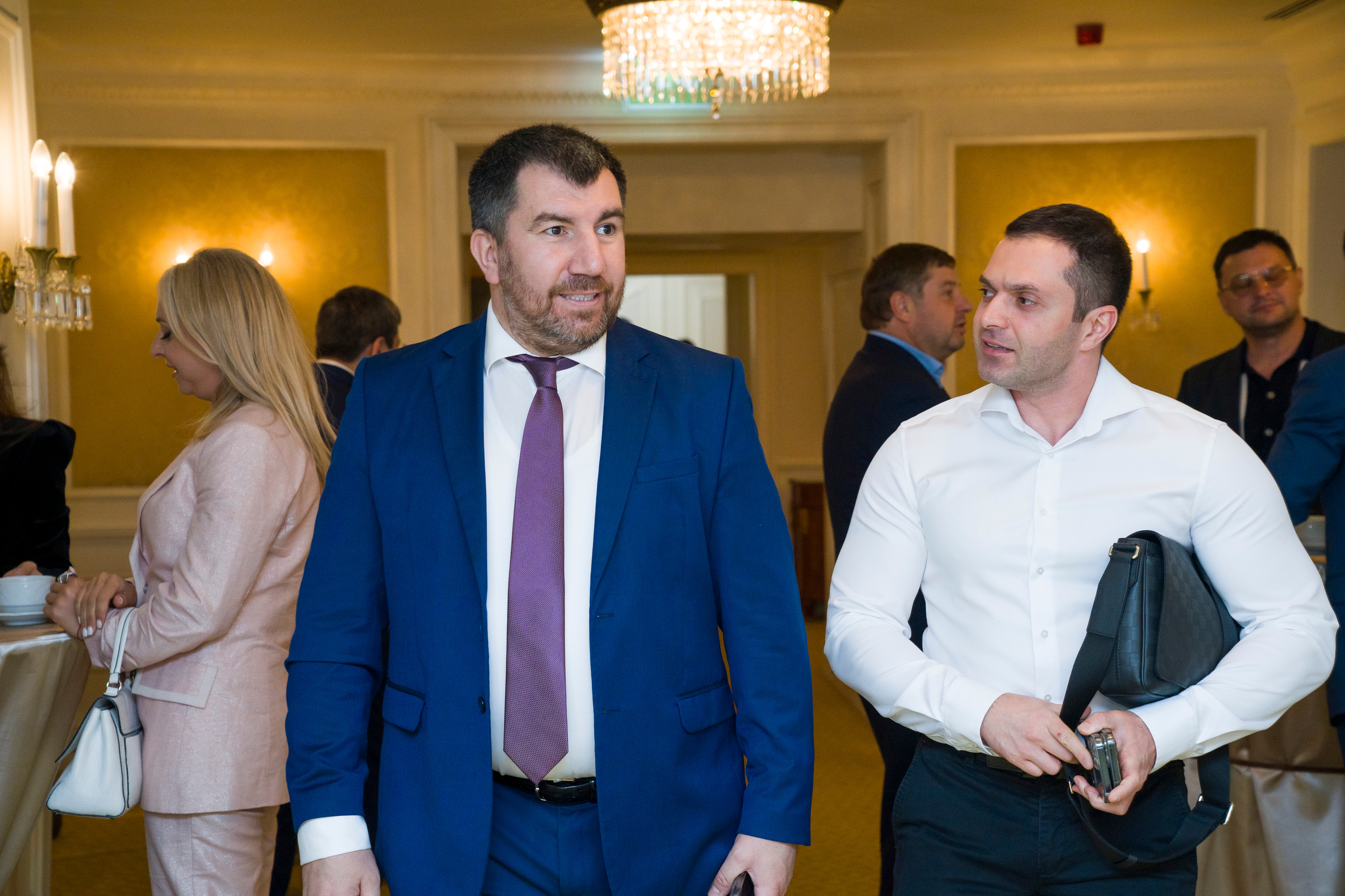 Репортажная съемка форума бизнес клуба АВАНТИ. Фотограф в Санкт-Петербурге. Репортажная и все съёмки для бизнеса