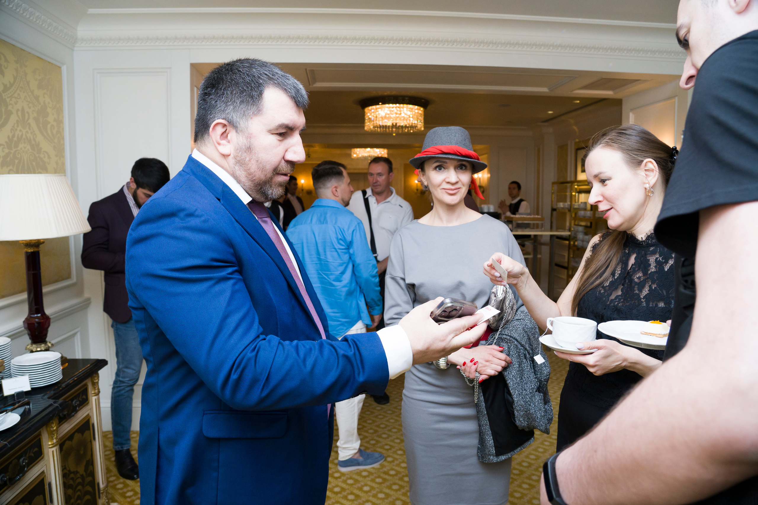 Репортажная съемка форума бизнес клуба АВАНТИ. Фотограф в Санкт-Петербурге. Репортажная и все съёмки для бизнеса