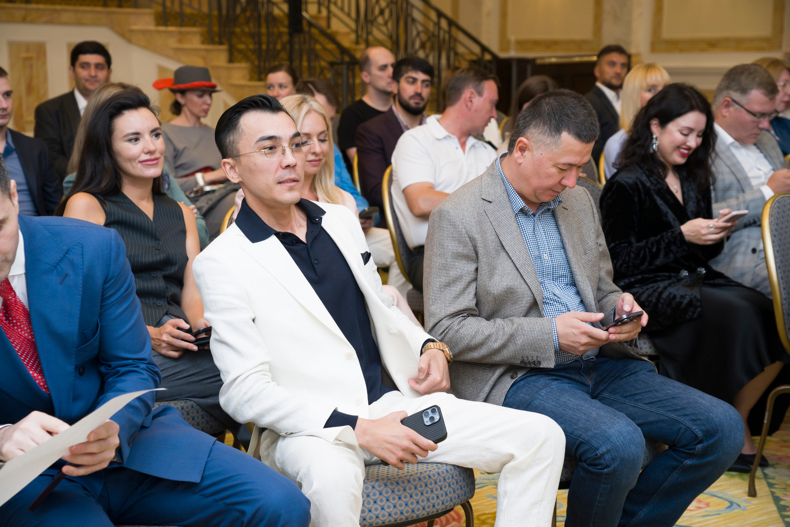 Репортажная съемка форума бизнес клуба АВАНТИ. Фотограф в Санкт-Петербурге. Репортажная и все съёмки для бизнеса