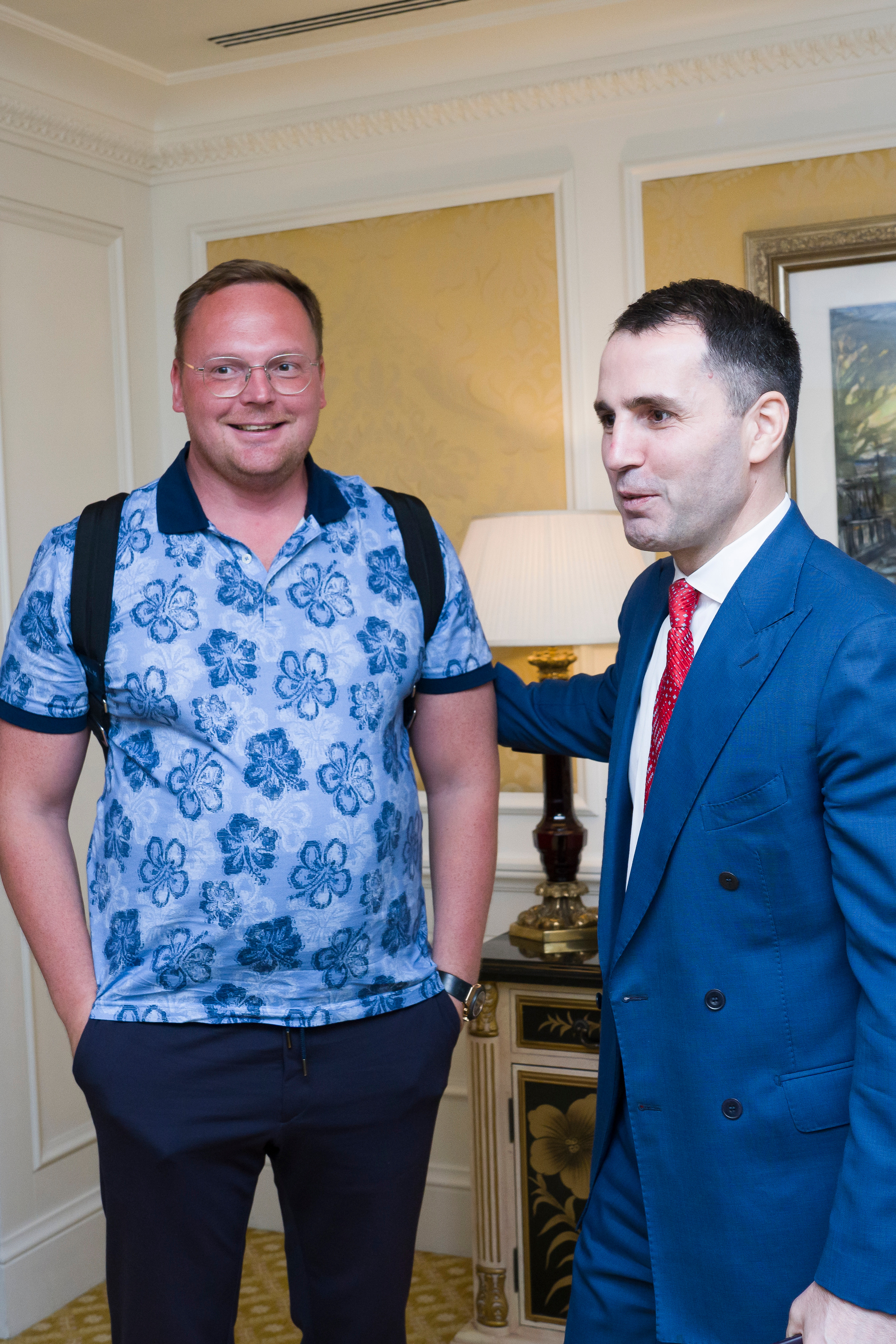 Репортажная съемка форума бизнес клуба АВАНТИ. Фотограф в Санкт-Петербурге. Репортажная и все съёмки для бизнеса