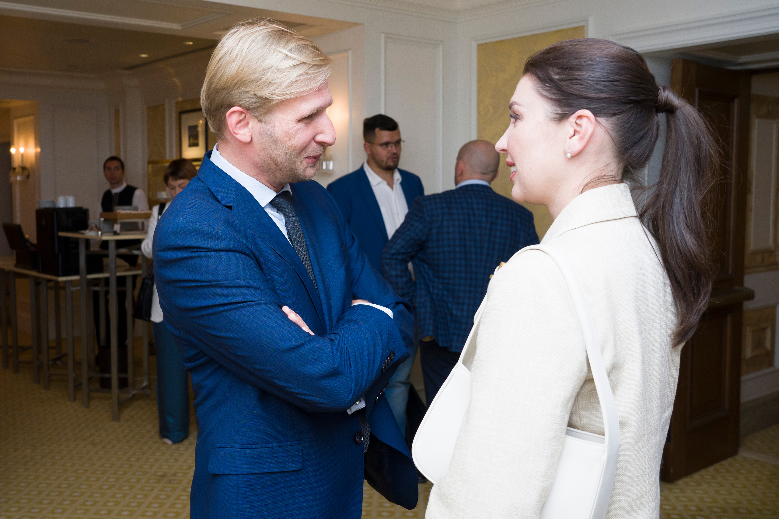 Репортажная съемка форума бизнес клуба АВАНТИ. Фотограф в Санкт-Петербурге. Репортажная и все съёмки для бизнеса