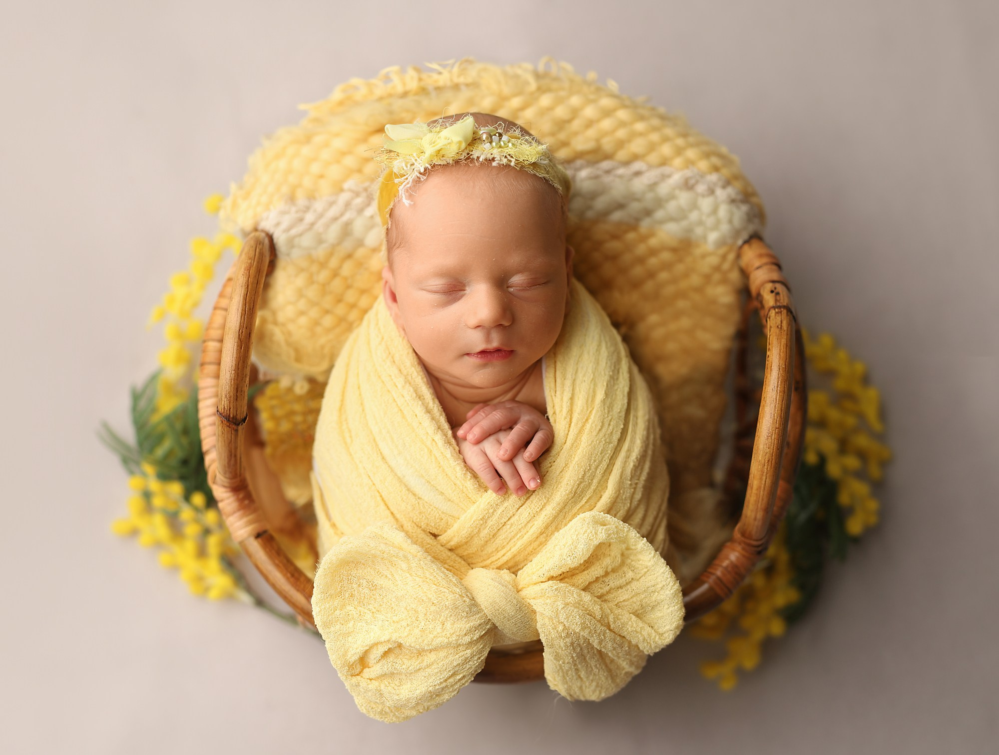 Newborn. Фотограф новорождённых в Казани Нейля Гильмутдинова ньюборн