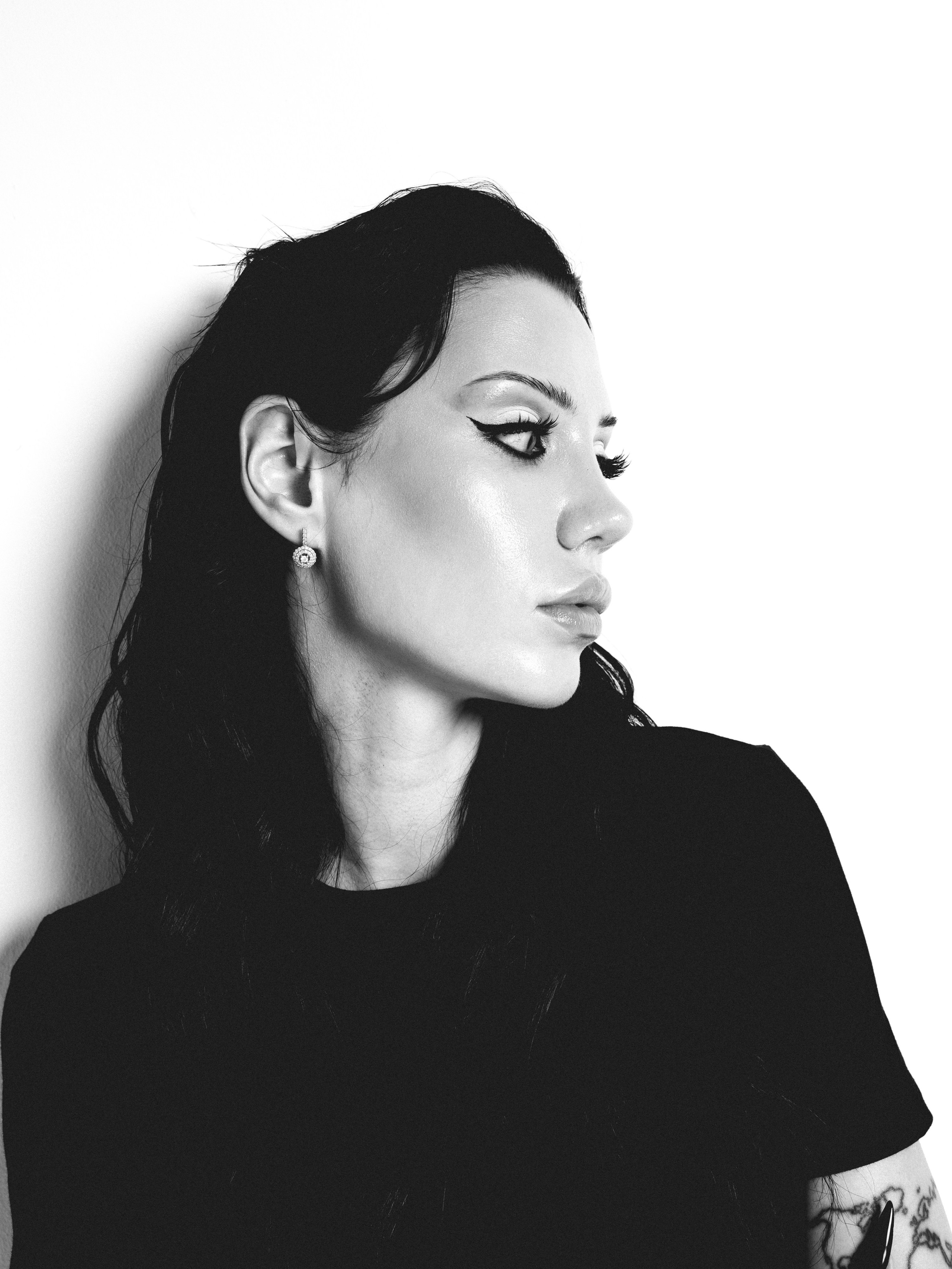 С собакой в студии. Иван Упоров — фотограф, рилсмейкер чебоксары