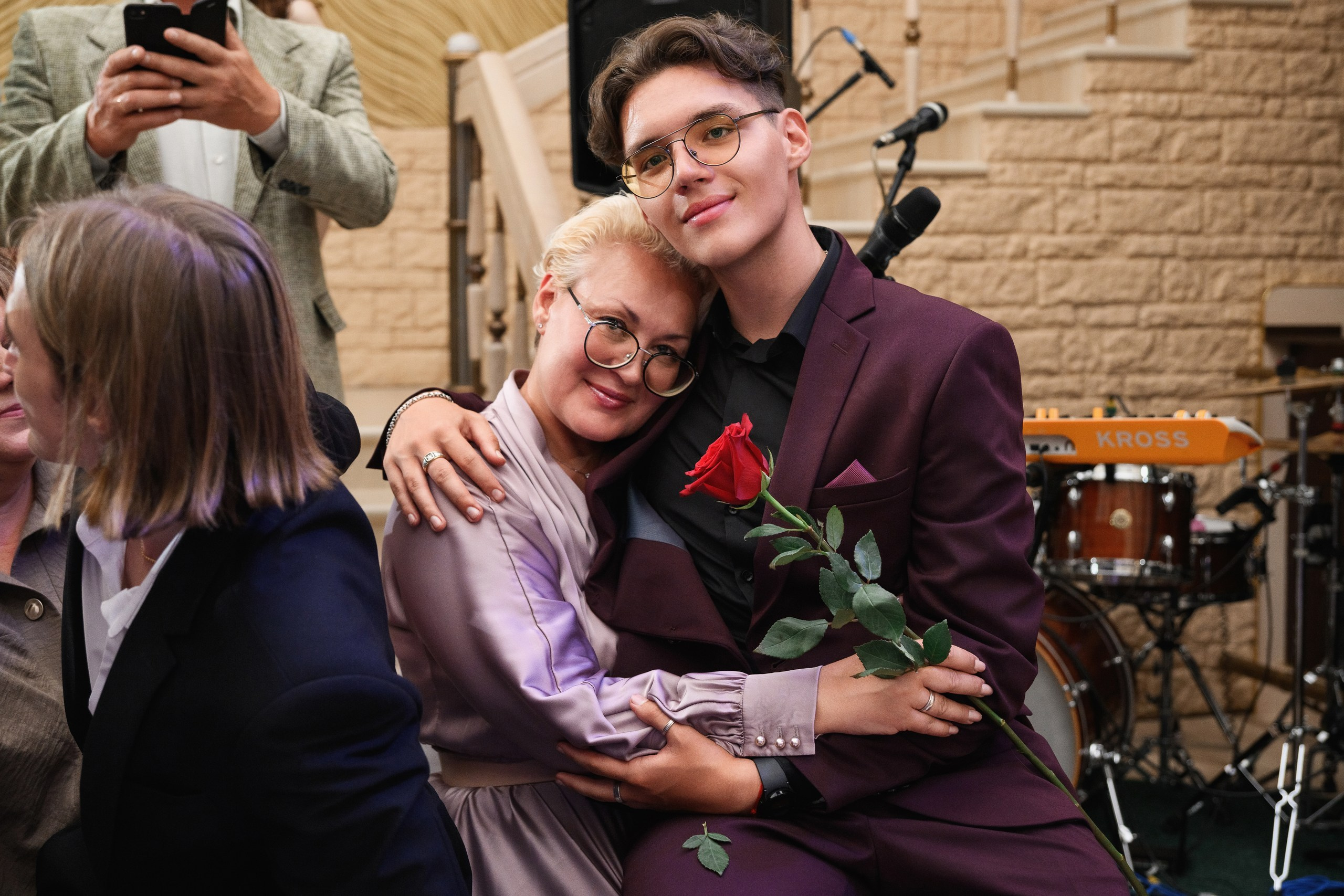 Фотосъемка выпускного в Петропавловске-Камчатском, Выпускная фотосессия в Петропавловске-Камчатском, Яркие эмоции и памятные моменты выпускного вечера в Петропавловске-Камчатском, Профессиональная съемка выпускного в Петропавловске-Камчатском, Стоимость фотосъемки выпускного в Петропавловске-Камчатском.  