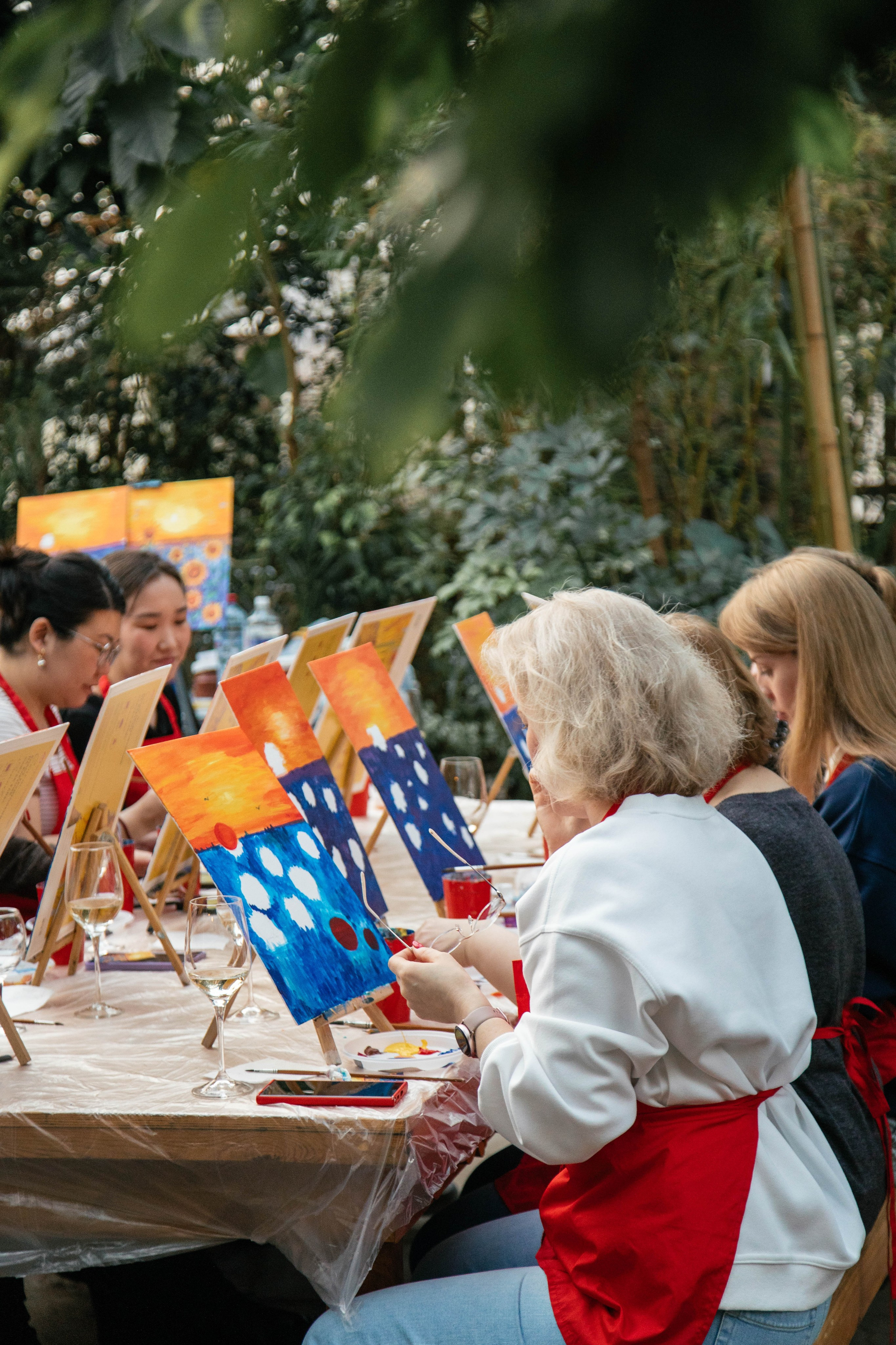 Без бокала нет Шагала. Искусство и вино в Ботаническом саду. Фотограф Анна Чернигова