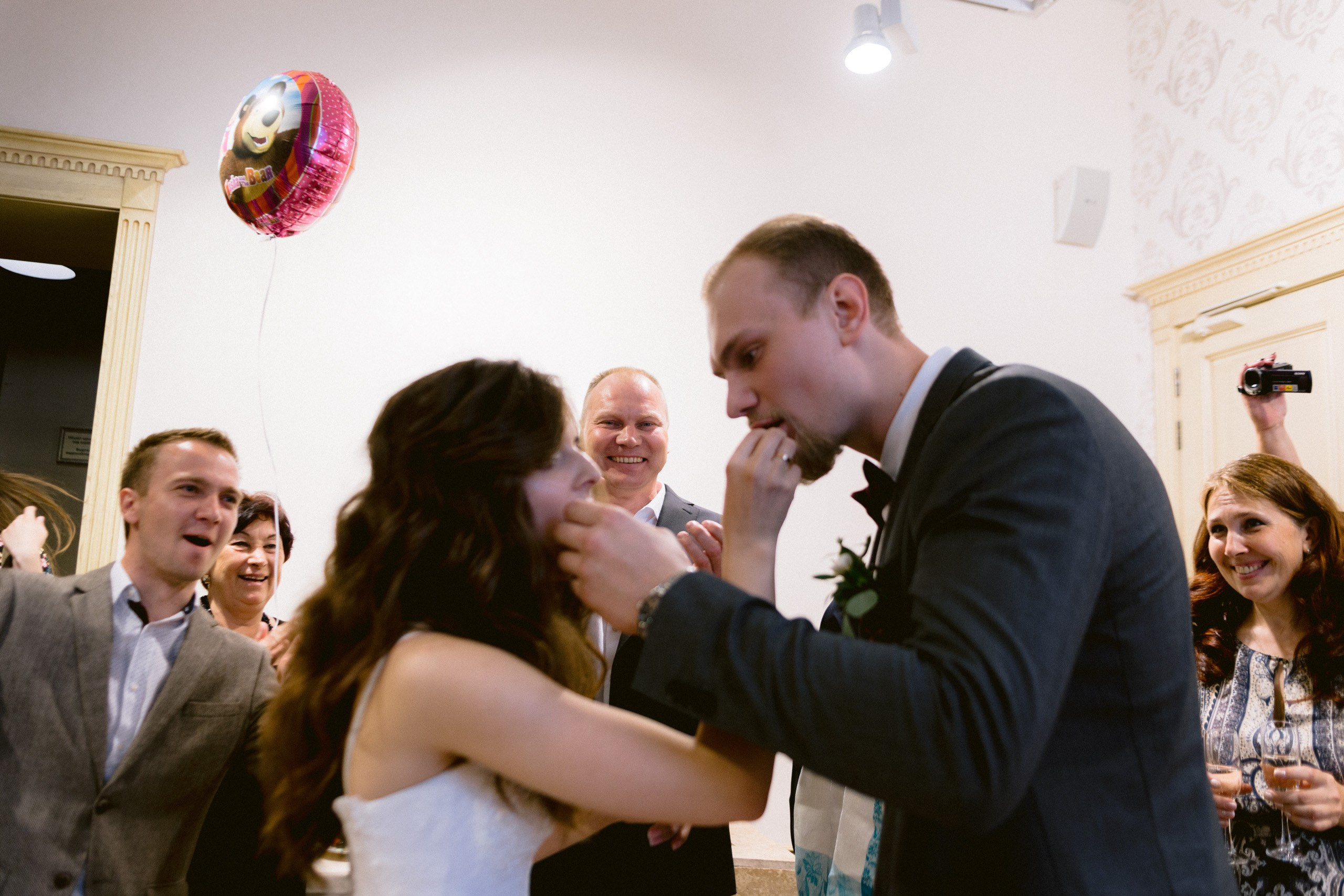 Солнце, яблоки и лодка. Фотограф Серафим Крюков