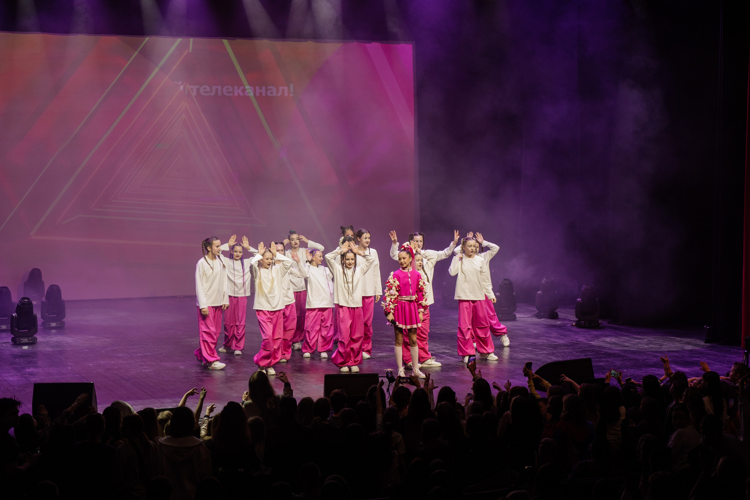 Bloggers Music Awards 2025. Фотограф София Горбачева. Свадебный и репортажный фотограф видеограф Брянск/Москва