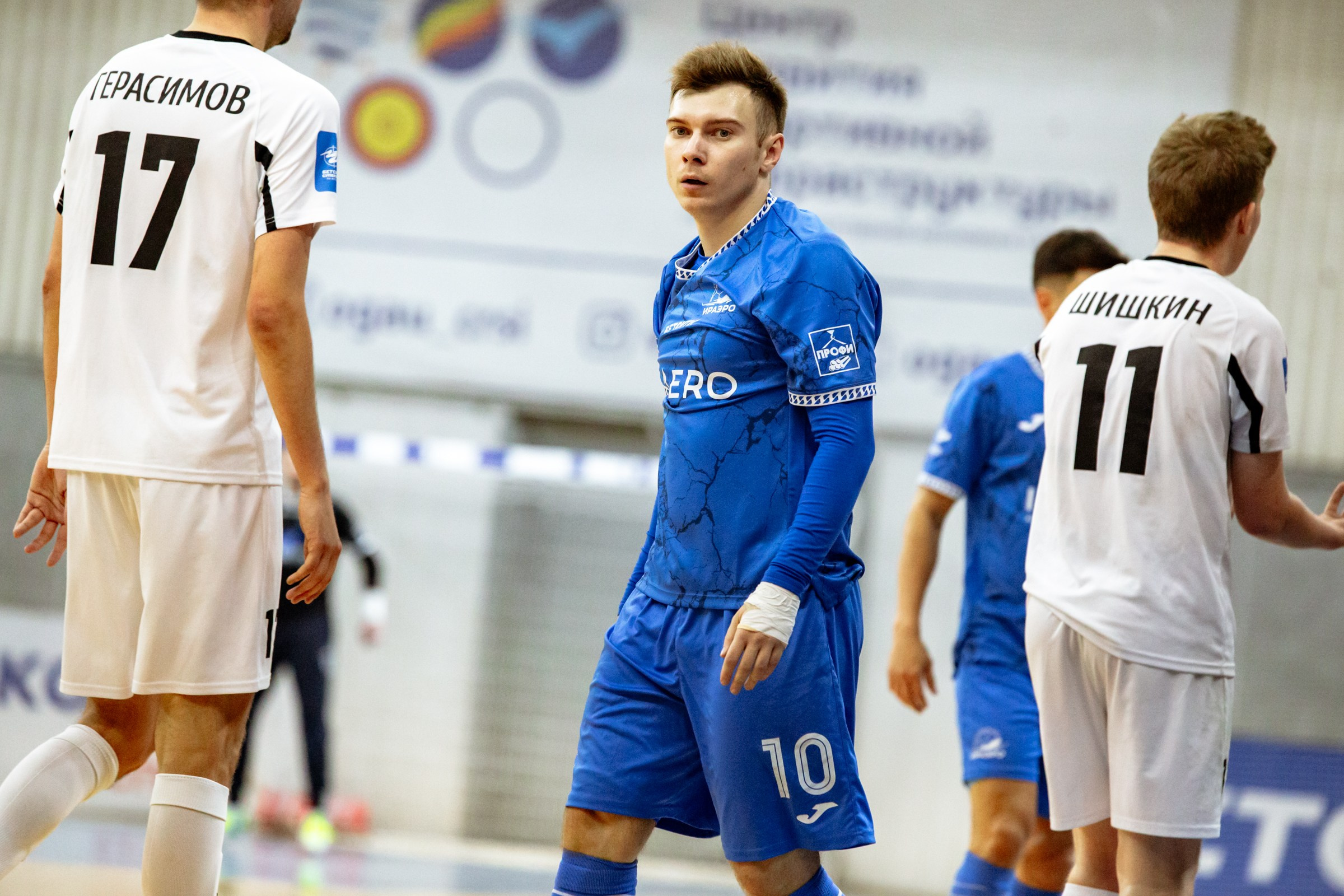 БЕТСИТИ Суперлига по футзалу | ИрАэро — Синара | 11.10.25. Фотограф в Иркутске Евгения Айвазова