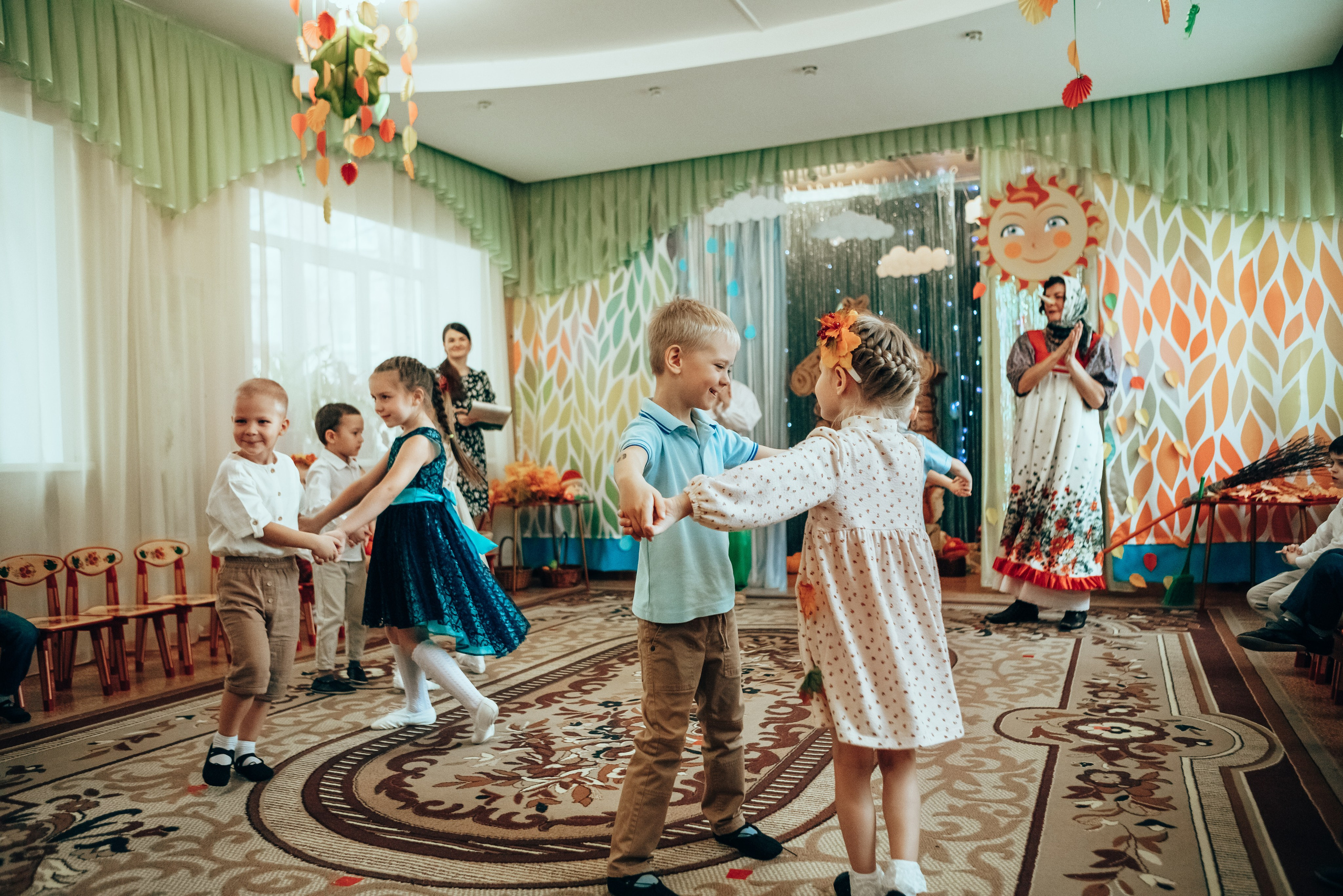 Утренник «Праздник осени». Семейный и детский фотограф в г. Новосибирске Макеева Анастасия
