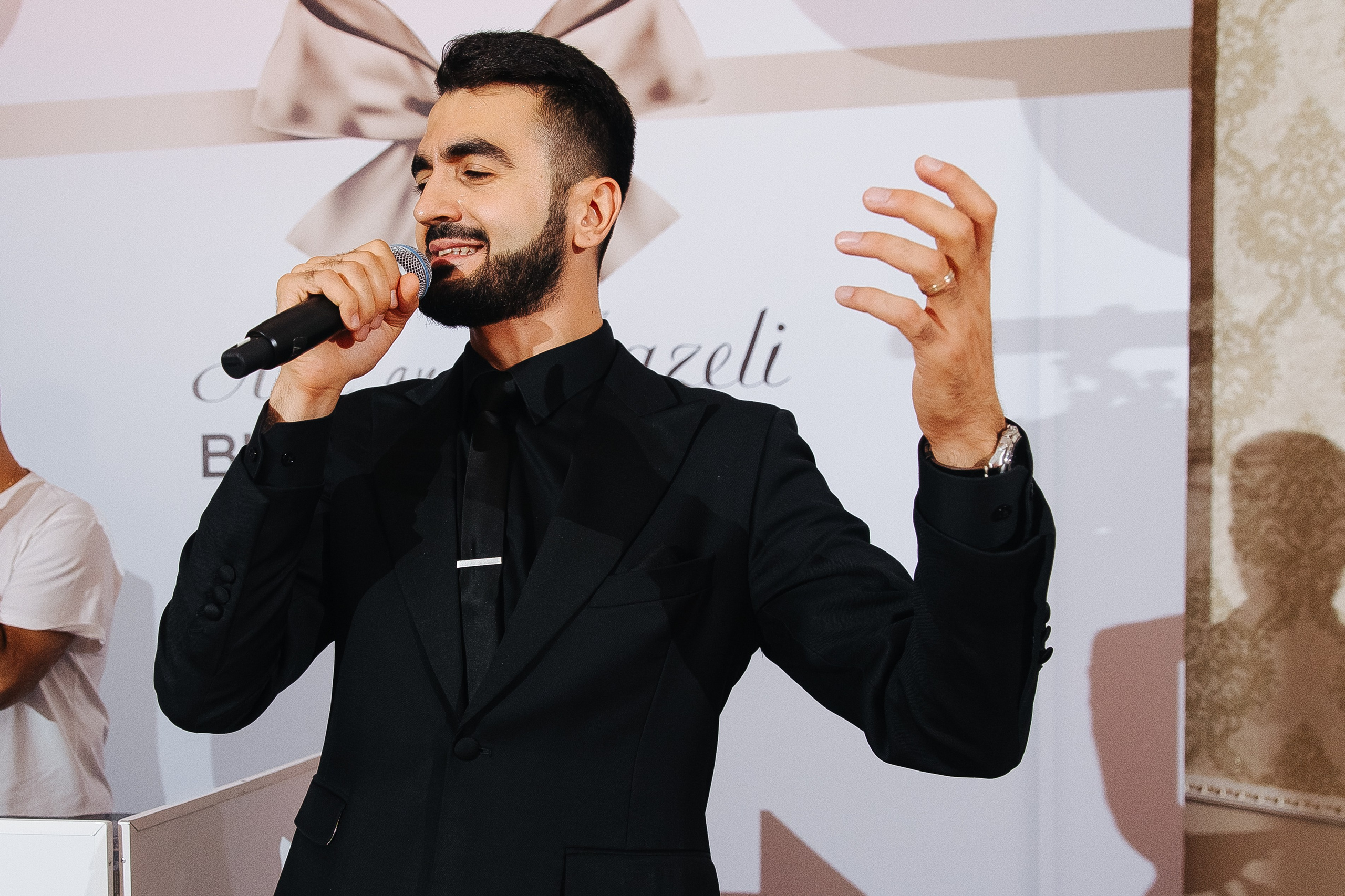 Ани и Назели. 35&5 День рождения, «Янтарь». Фотограф в Красноярске Надежда Воскресенская