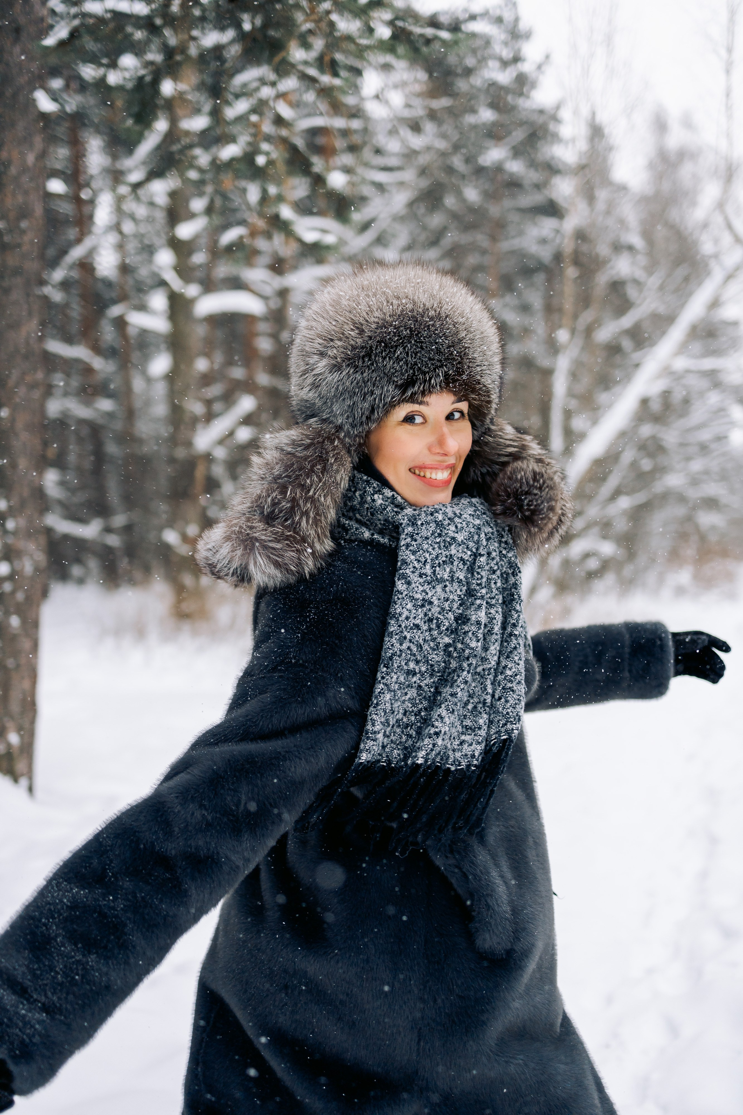 Женский портрет в лесу. Семейный Фотограф в Москве Евгения Симоненко
