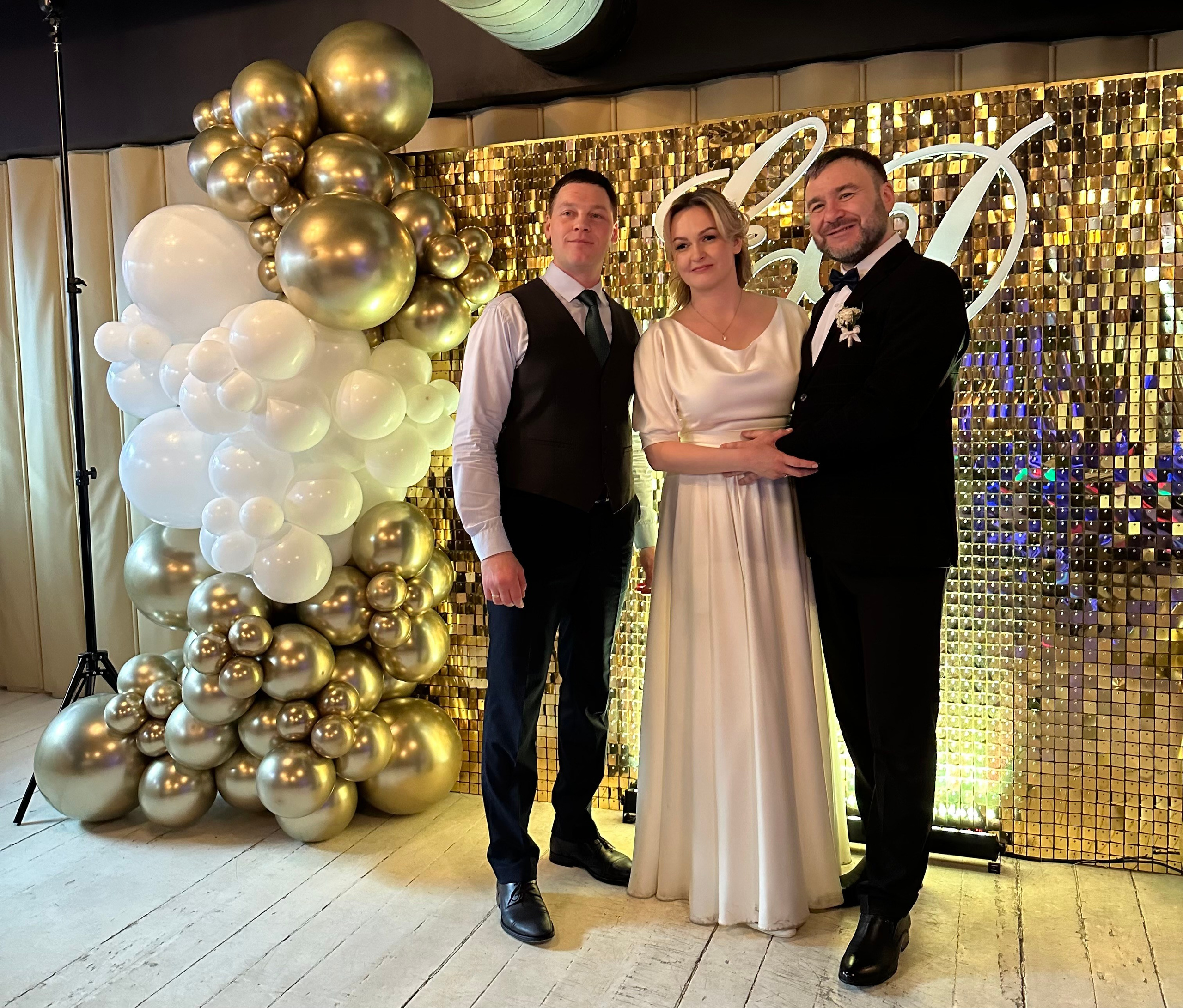 Фото. Ведущий и Вокалист Александр Узунов в Москве и Московской области