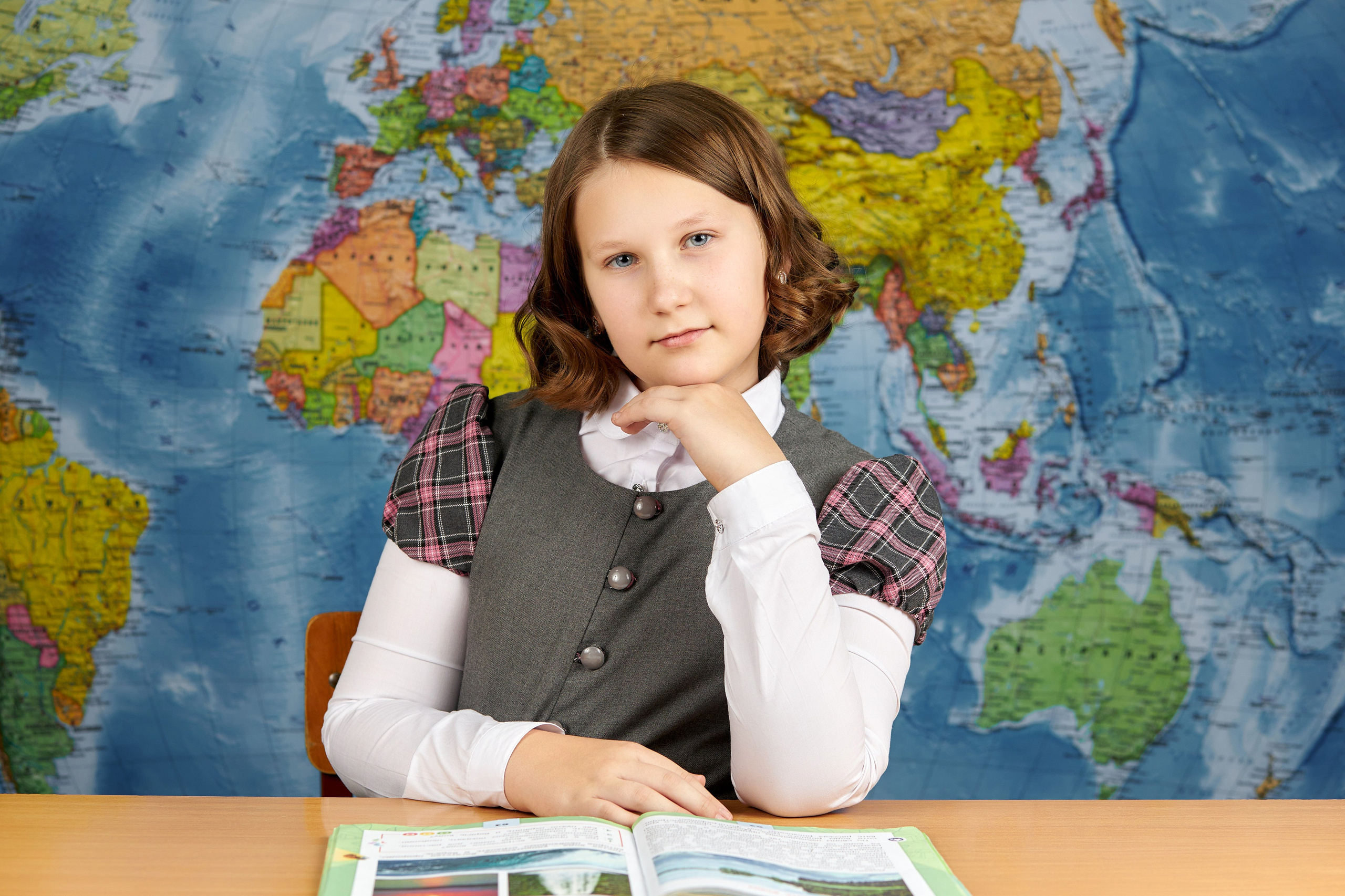 Средние портреты. Школьный фотограф Леонова Наталия