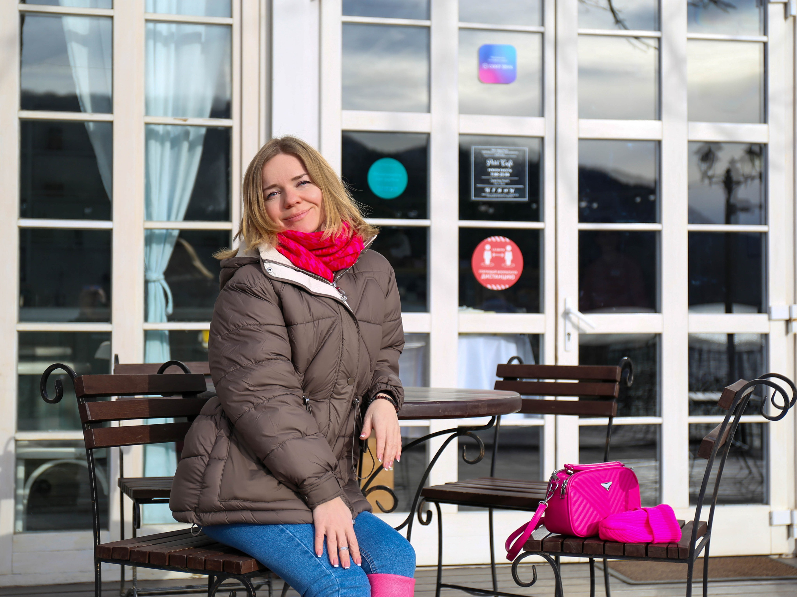 Зимняя фотосессия в Абрау-Дюрсо. Семейный и детский фотограф Екатерина Черняева. Снимаю портреты, love story, фотопрогулки, работаю на улице, в кафе, студии, дома у клиента