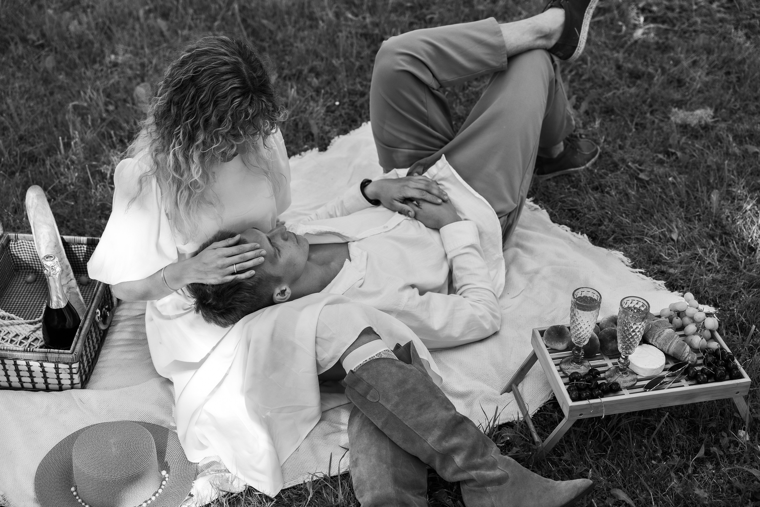 Пикник для двоих в парке. Свадебный и семейный фотограф в Москве Красинская Мария