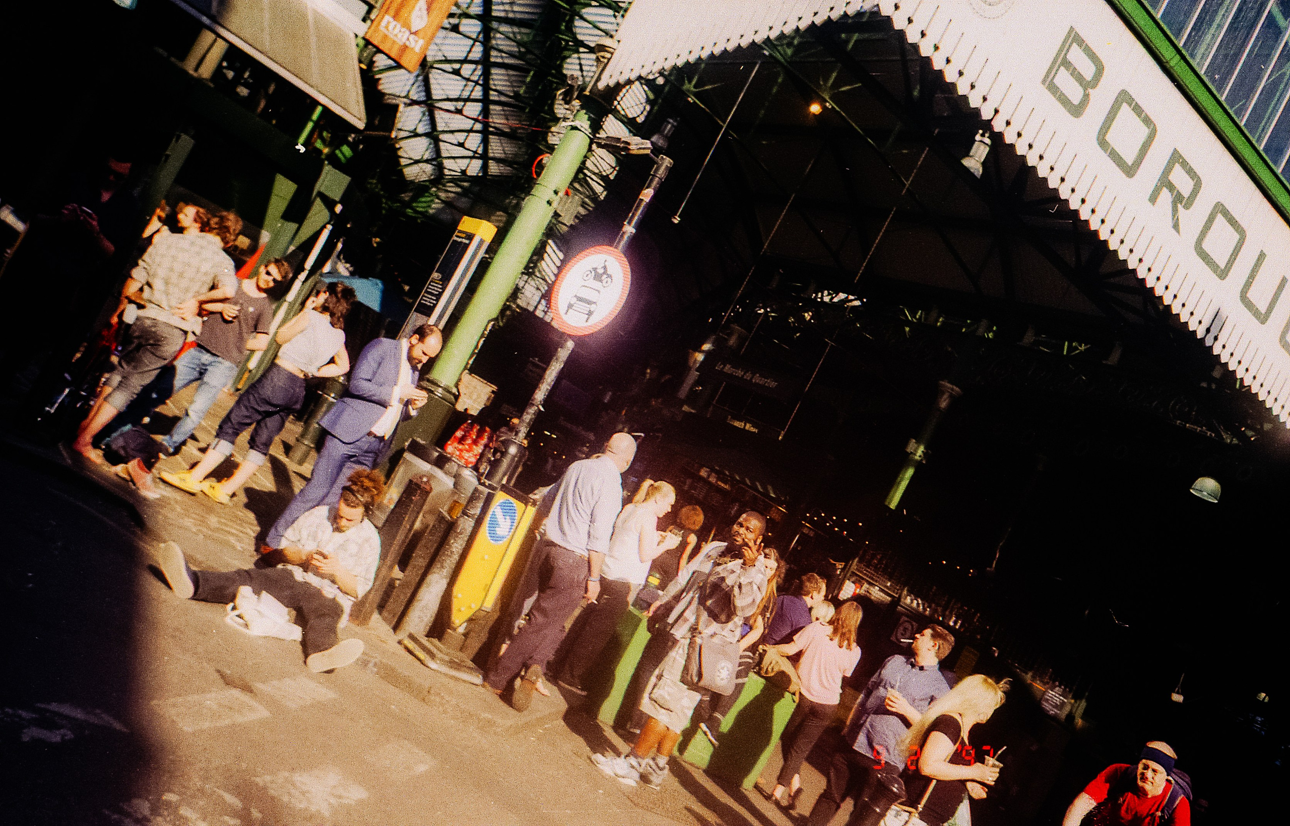 Analogue london. Iraogo