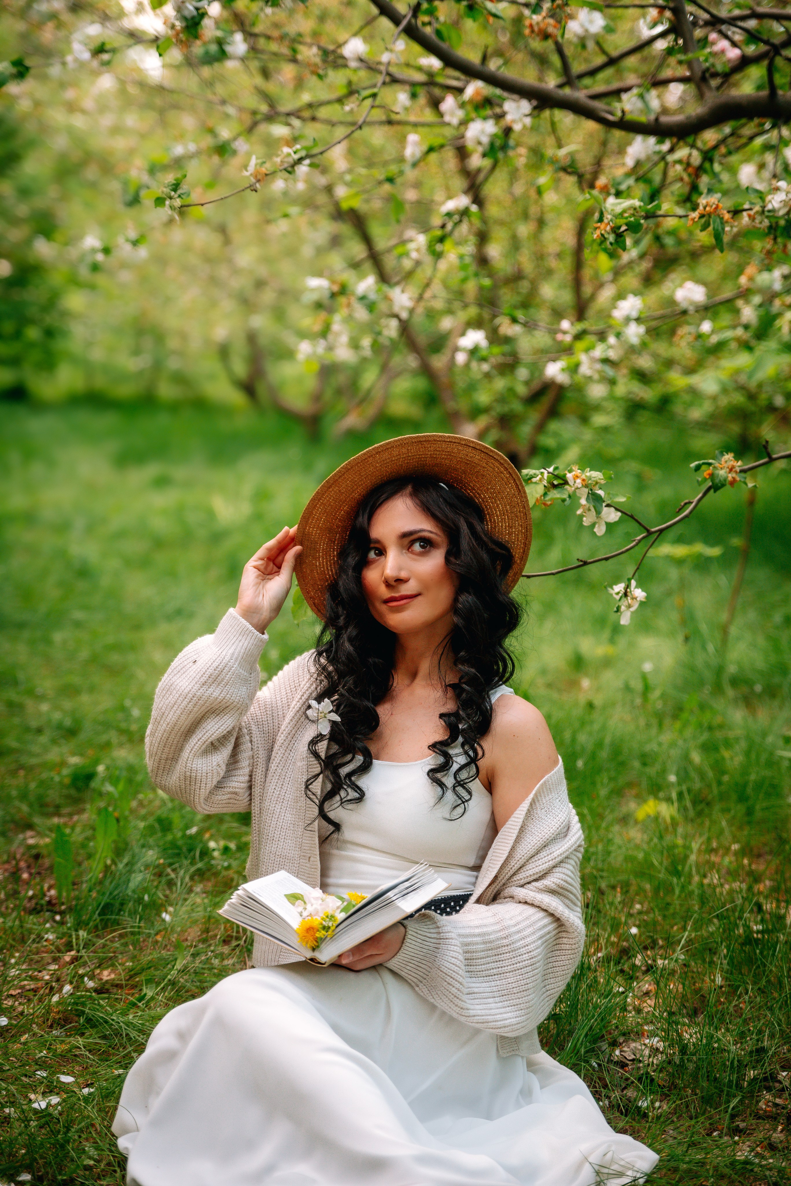 Дарья и цветущий май. Главная