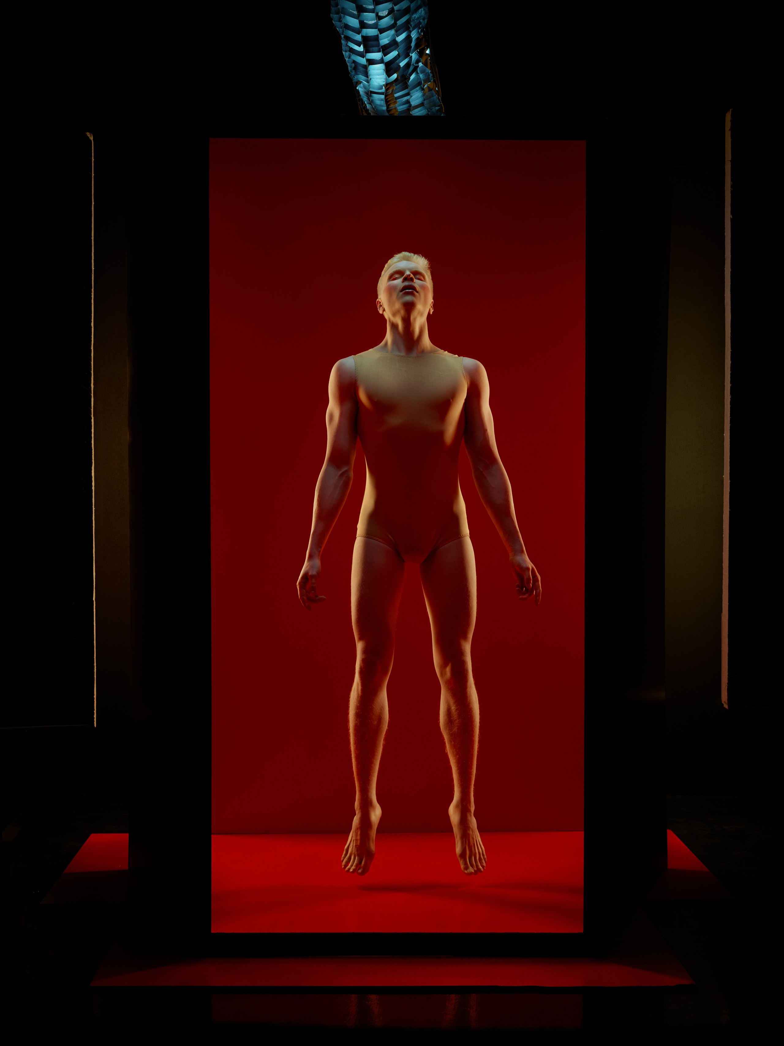 Проект «Ihmiselämän Nukke» (Кукла Человеческой Жизни). Креативный продюсер, фотограф, режиссёр Але Мааранен (Ale Määranen)