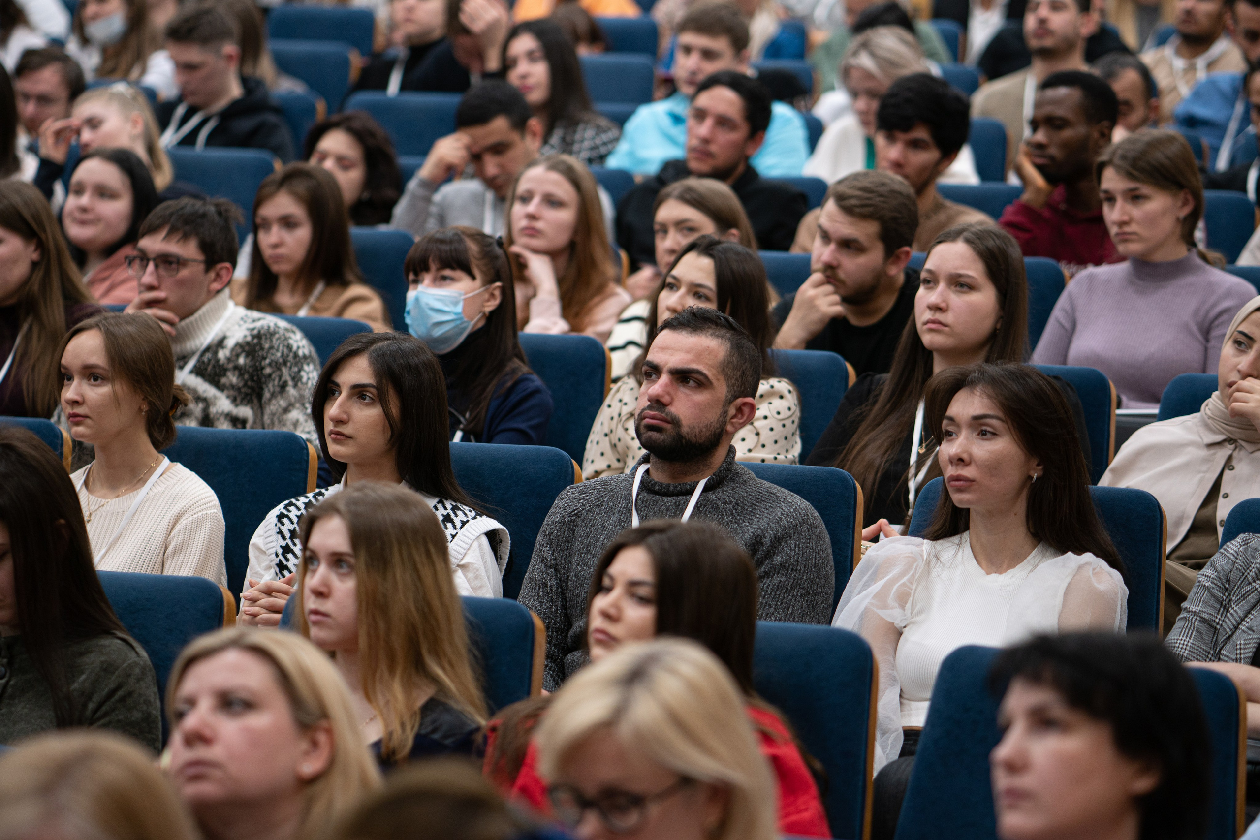 Научно-практическая конференция. Творческий и репортажный фотограф в Москве Клим Долгов