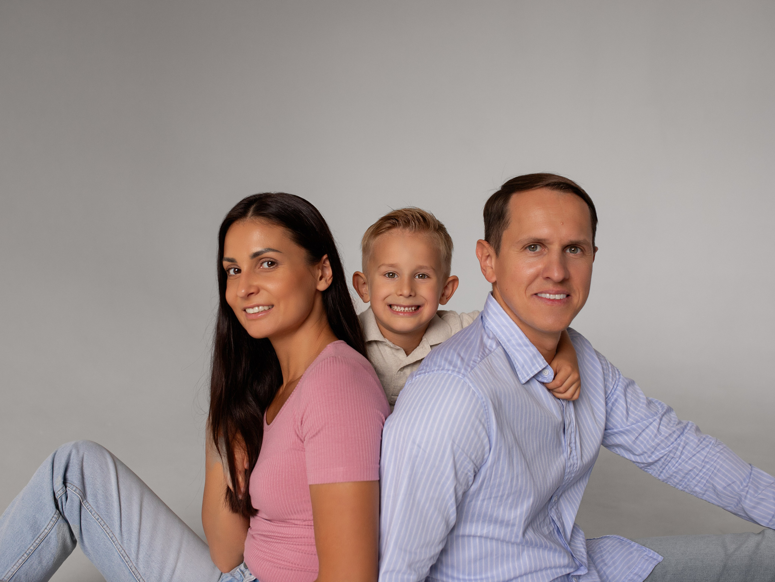 Александр с семьей. Семейный фотограф в Санкт-Петербурге Ирина Иванова