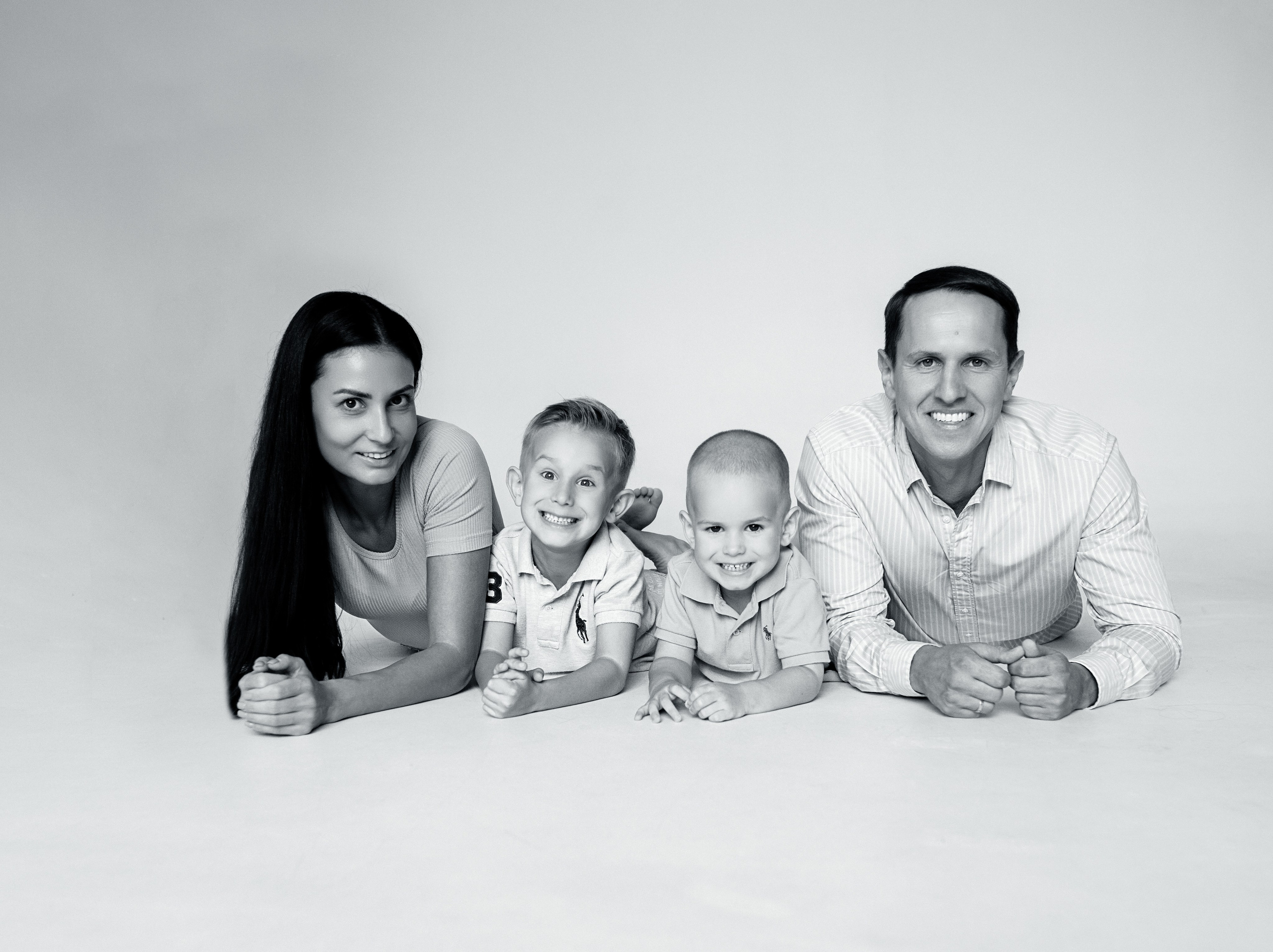 Александр с семьей. Семейный фотограф в Санкт-Петербурге Ирина Иванова