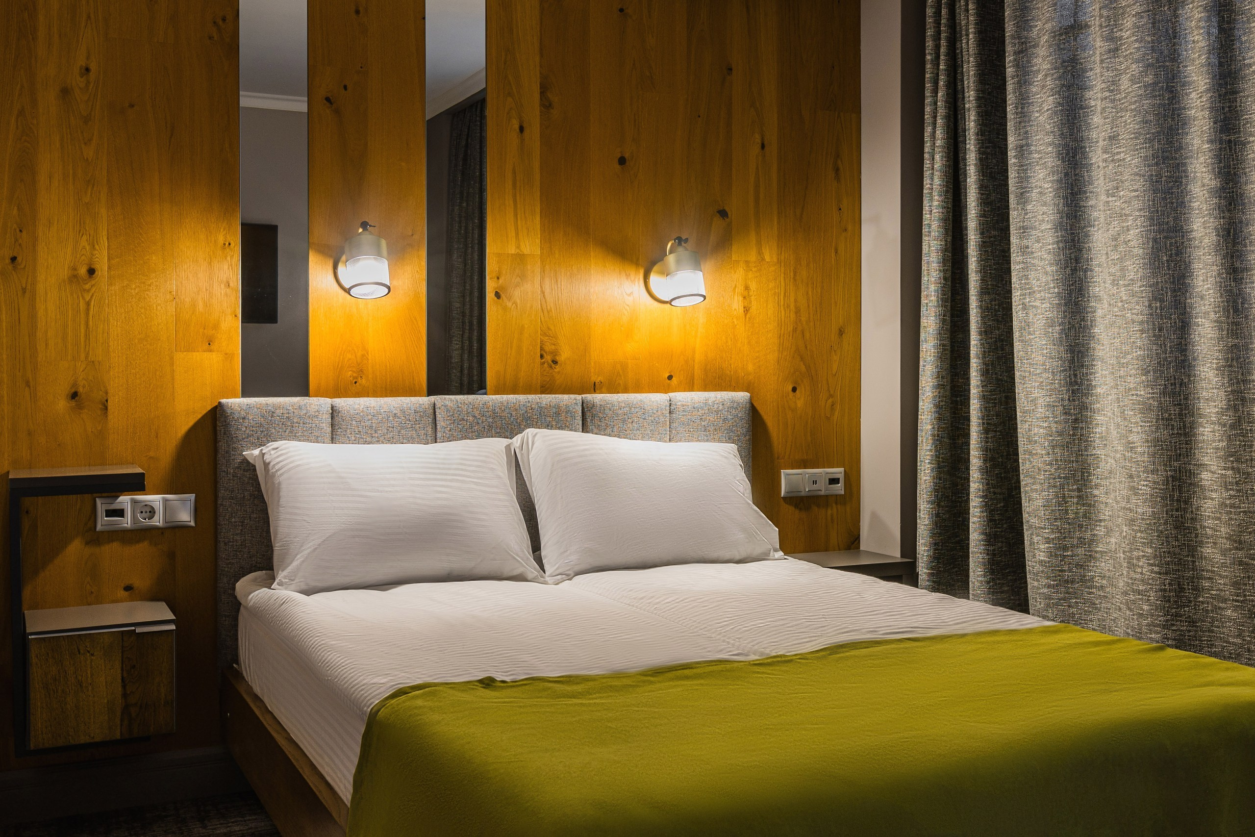 САГУМ. Семейный фотограф на крещение и венчание