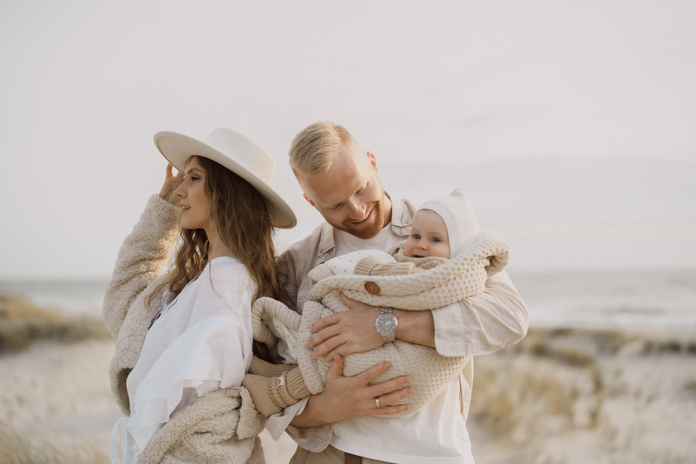 Марк, Катя и Даниил. Пляж Янтарный Калинирград. Семейный и детский фотограф в Сергиев Посаде, Хотьково Якимчук Любовь