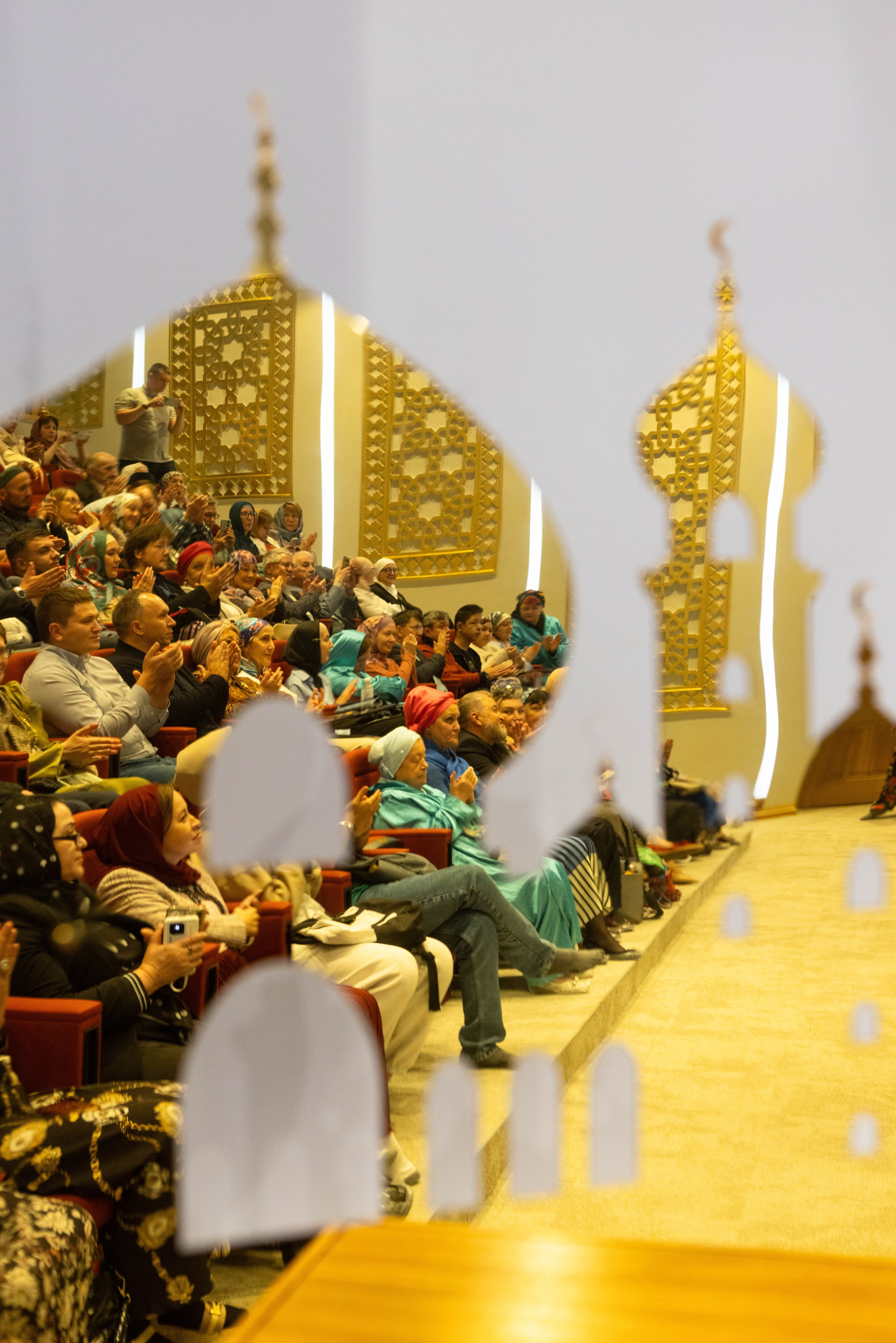 Репортаж с презентации книги — «Москва: город вязевый». Рекламный, предметный, репортажный, семейный фотограф и художник в Москве