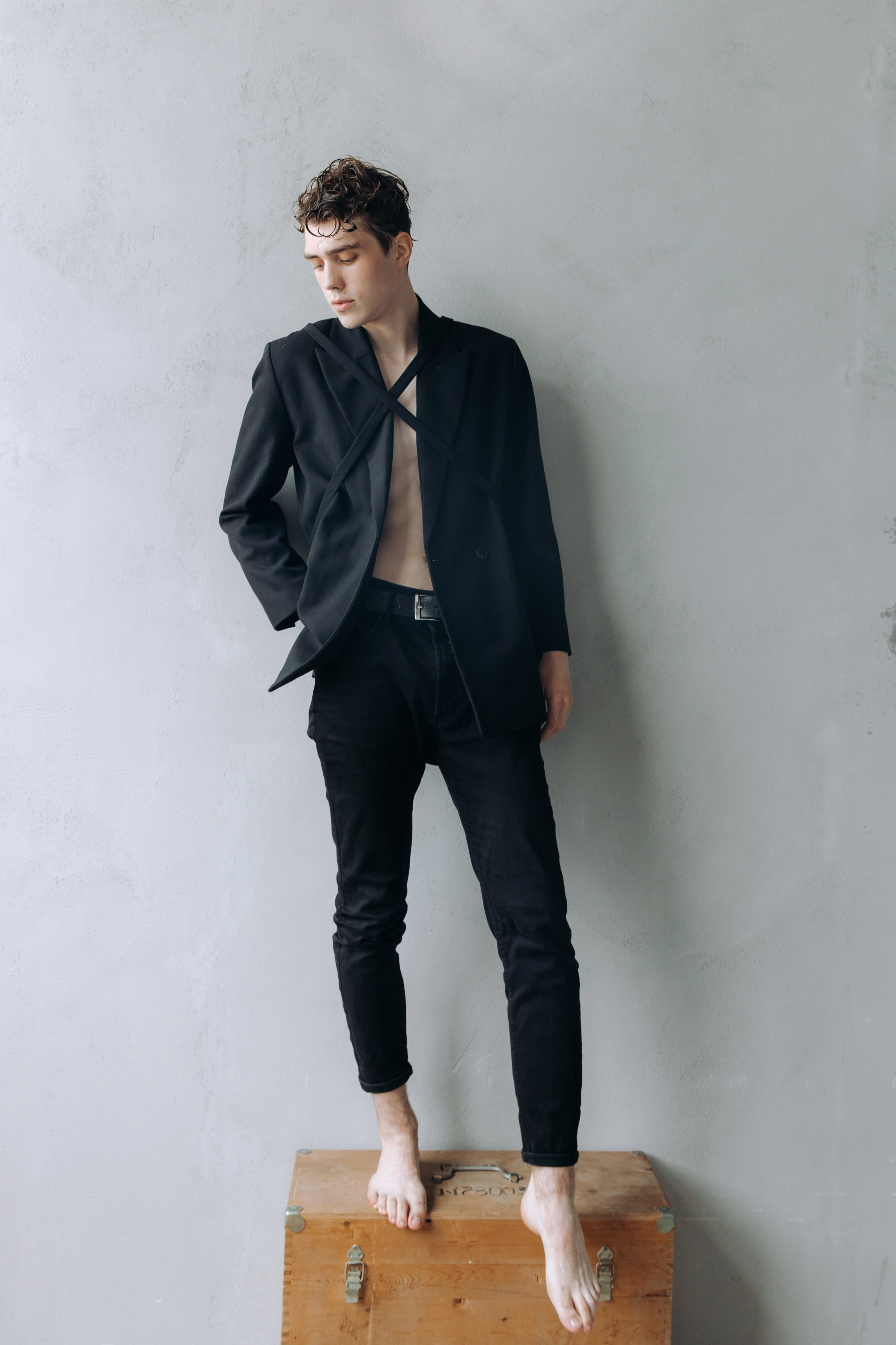 Саша. Главная