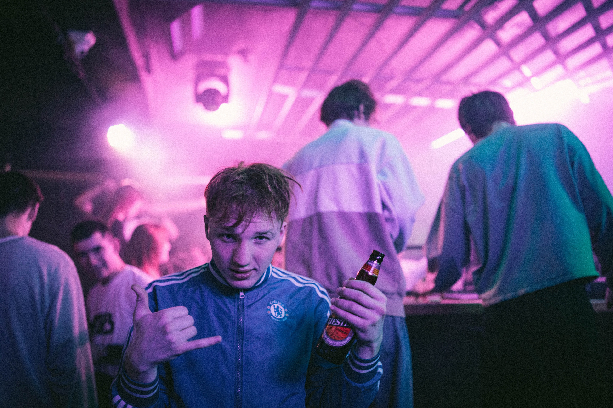 Bear bar 10.11. Awes fram