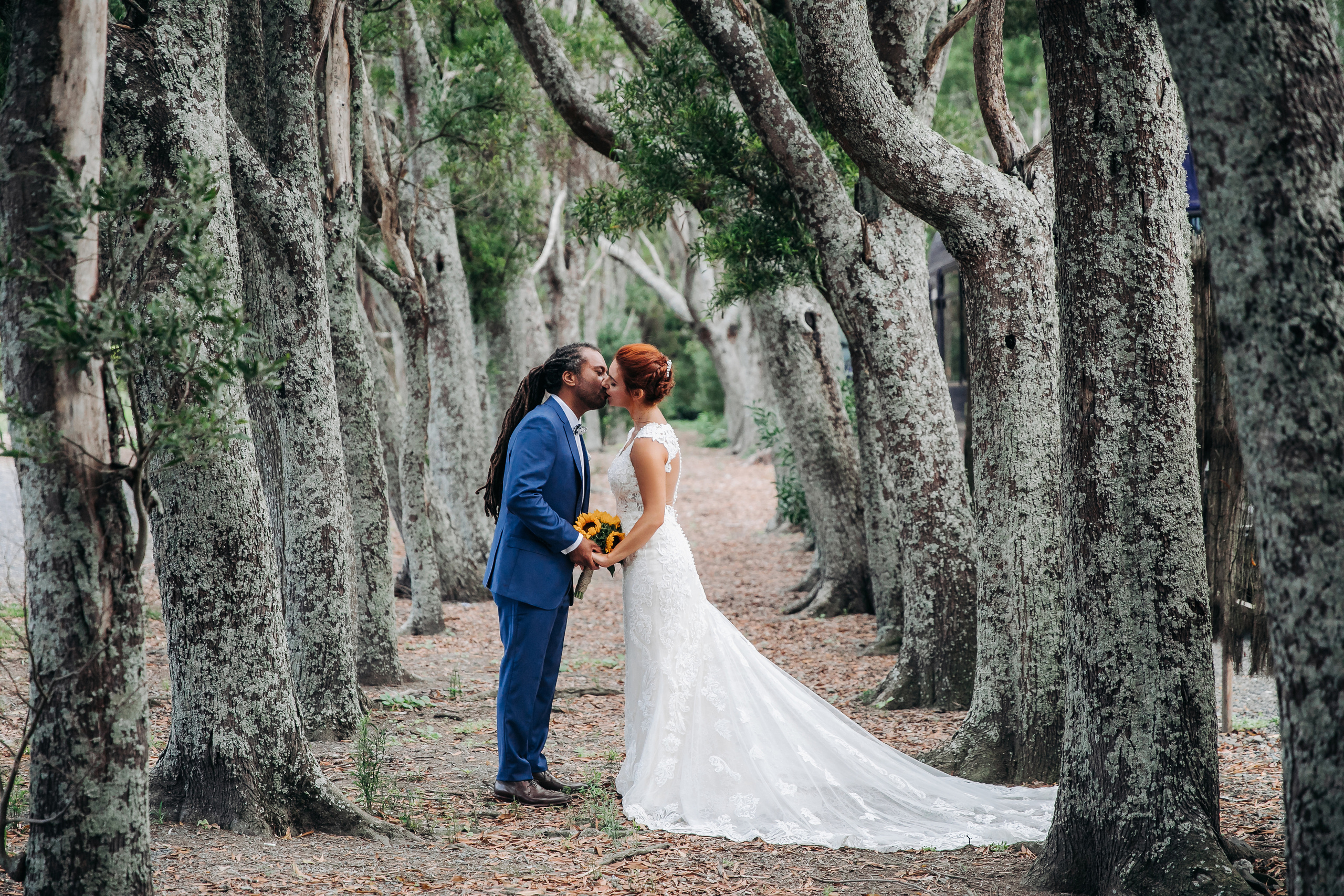 Wedding photographer in Tbilisi & Saint-Petersburg (Spb). Destination wedding photographer Peter Letu