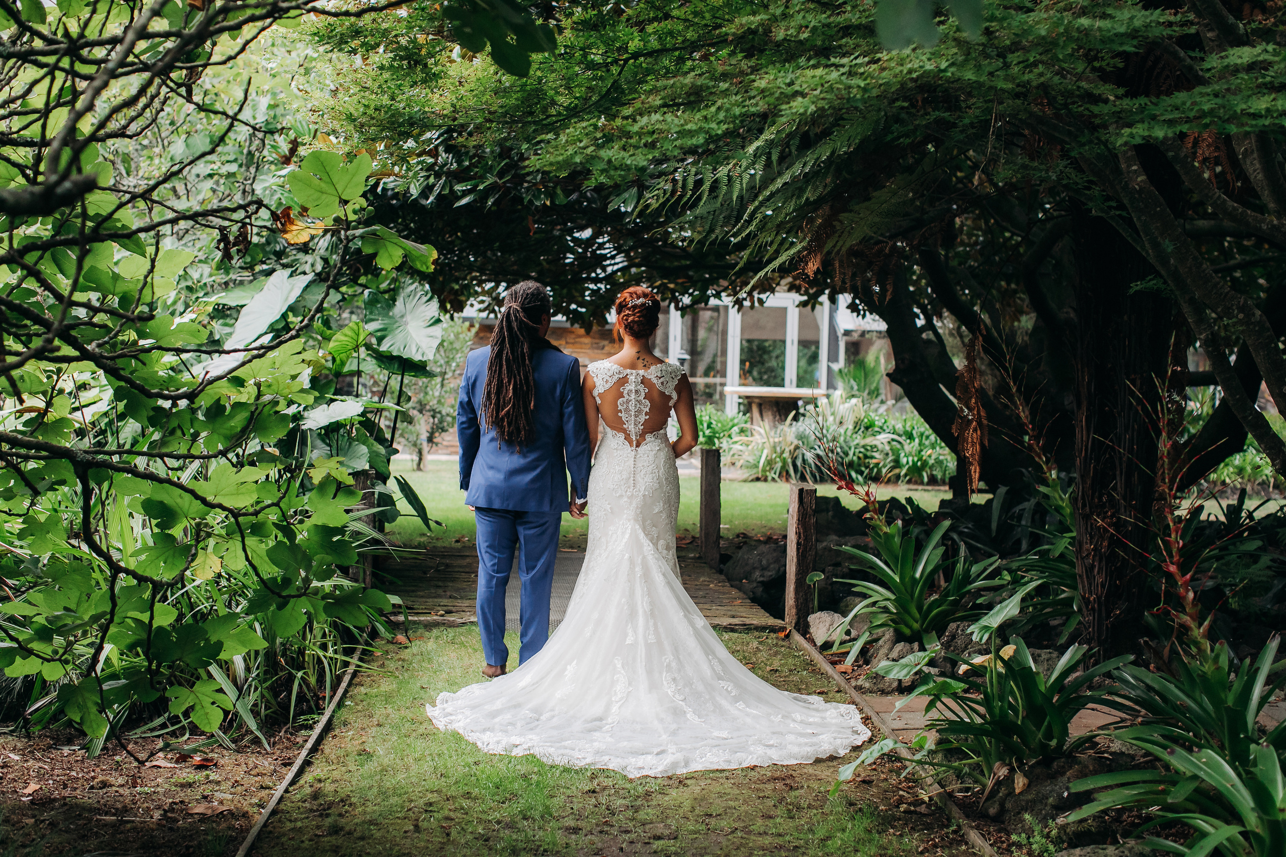 Wedding photographer in Tbilisi & Saint-Petersburg (Spb). Destination wedding photographer Peter Letu