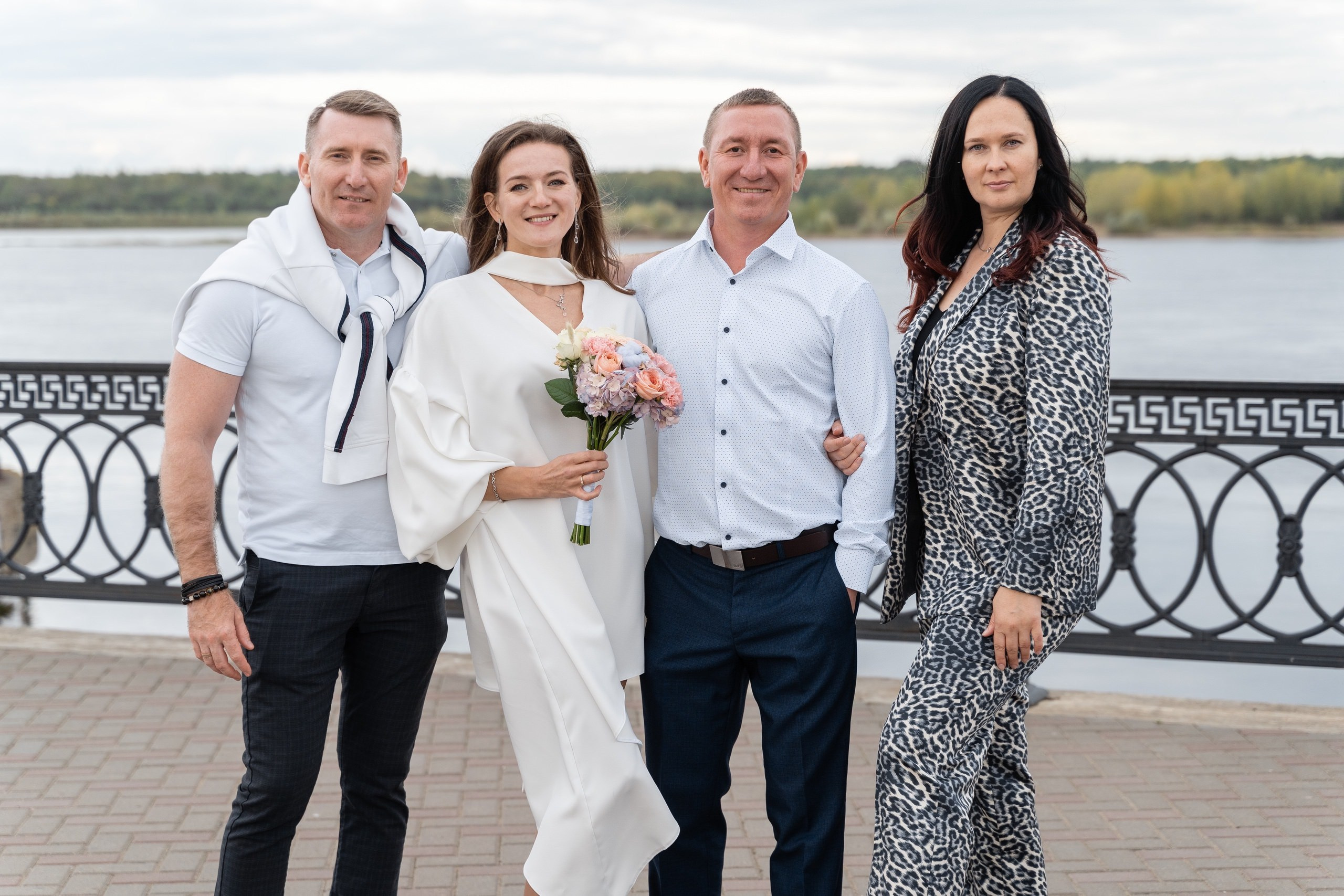 Свадебная фотосъемка в Ижевске, Воткинске, Чайковском, Сарапуле, Перми, Уфе и Казани. Фото и видео для бизнеса, репортажная и свадебная съемка|Александр Кузнецов|Ижевск, Воткинск