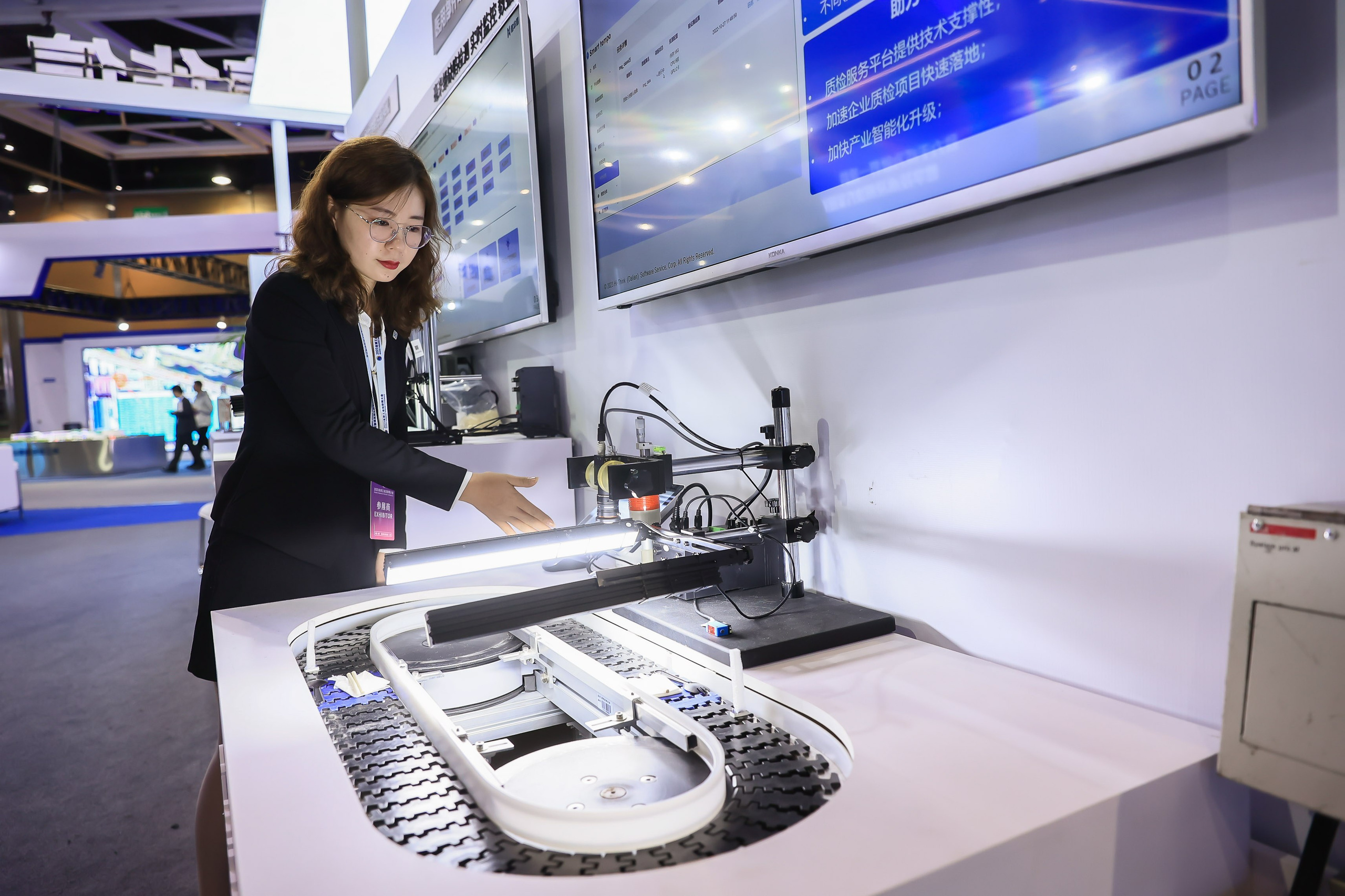 Выставка высоких технологий в Шэньяне. Моя фотография