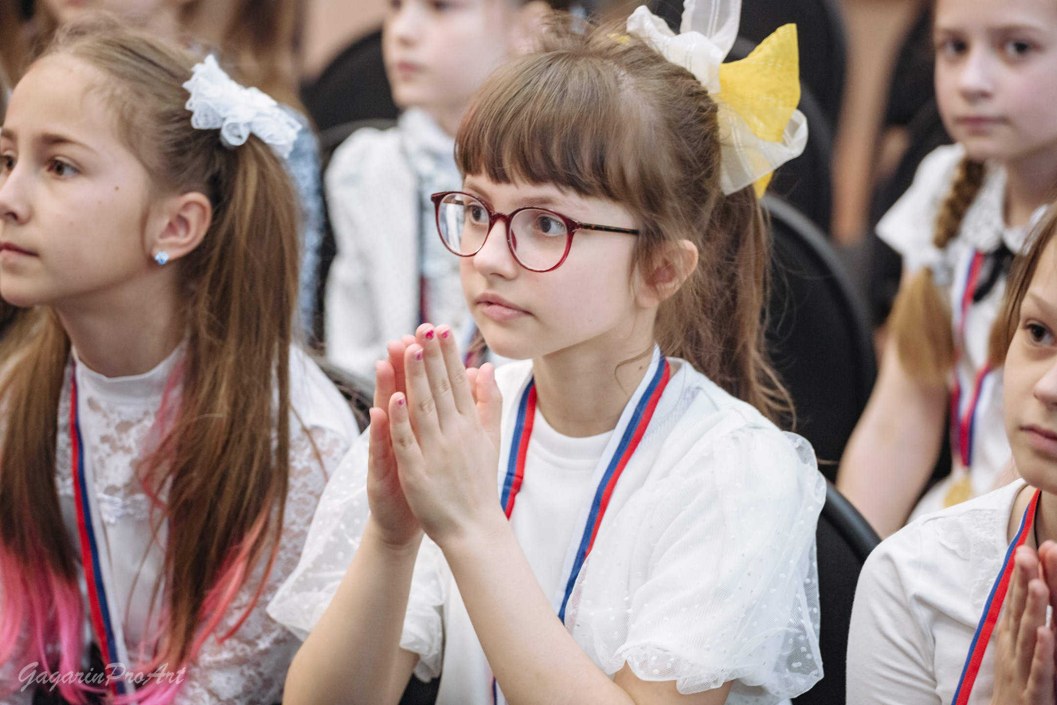 Репортаж в школе на выпускной. Фотограф на выпускной. GagarinProArt