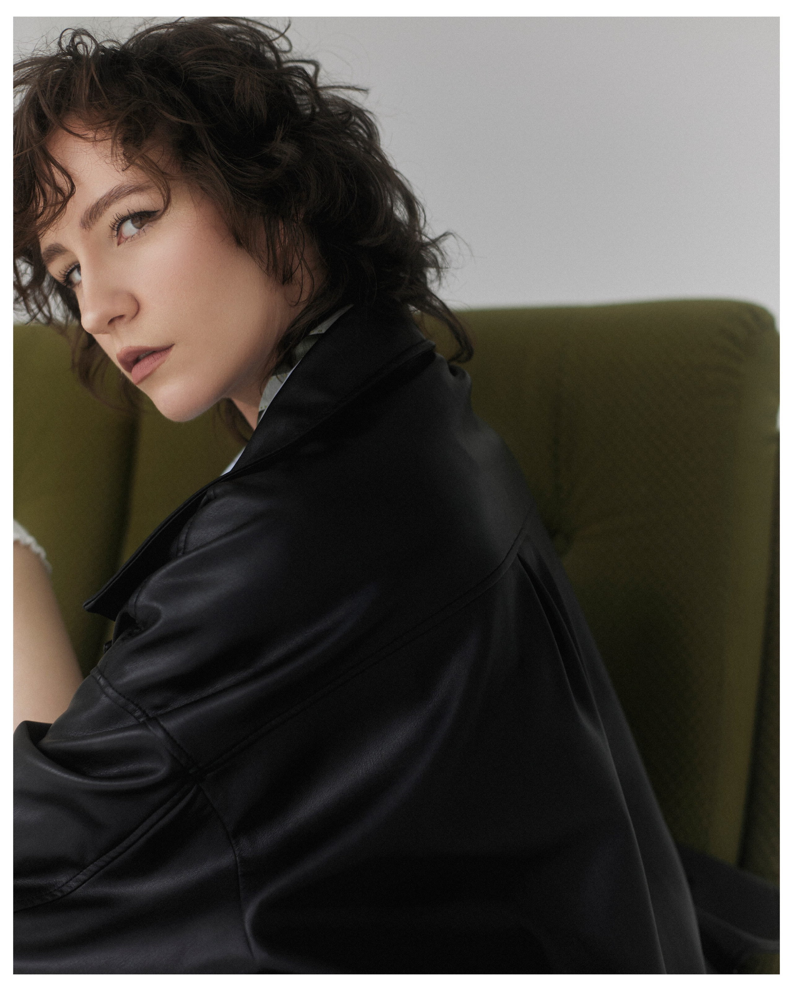 Alexandra. Влада Зюзина — adalwzet posmotri — коммерческий фотограф в Москве — портретный фотограф, фотограф для брендов