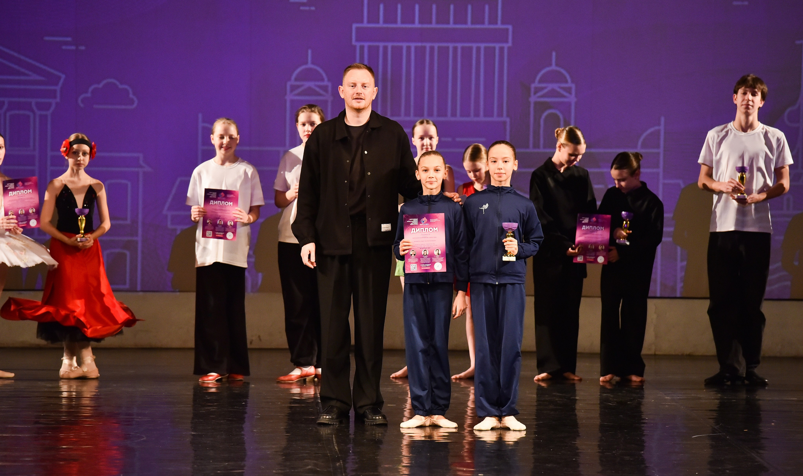 01.12.2024 Фестиваль хореографического искусства «АРТ-КОМПАС. СЕВЕРО-ЗАПАД» г. Спб. Медиастудия Фото Концепт