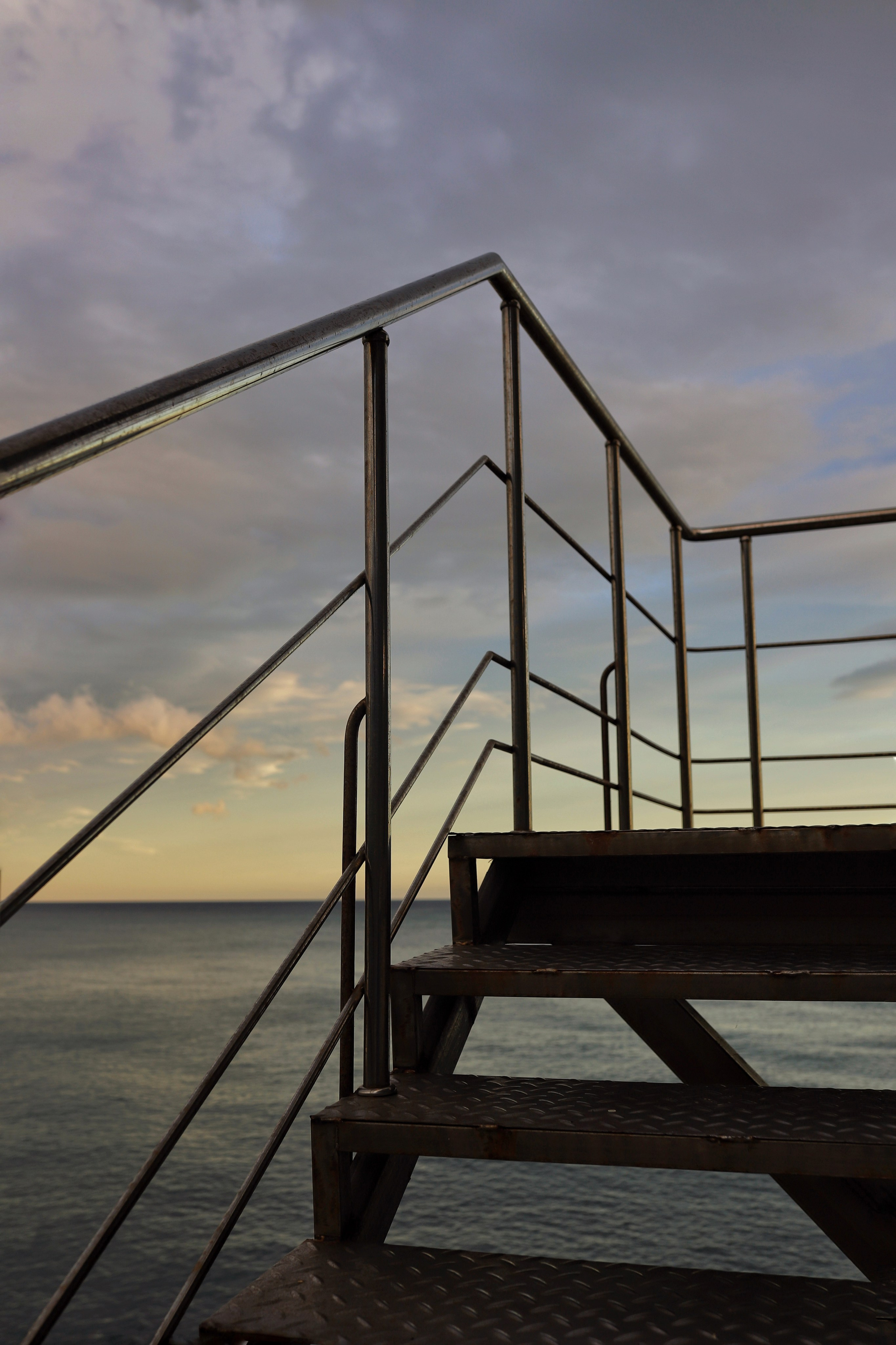 Восточная набережная. Фотограф и видеограф в Санкт-Петербурге