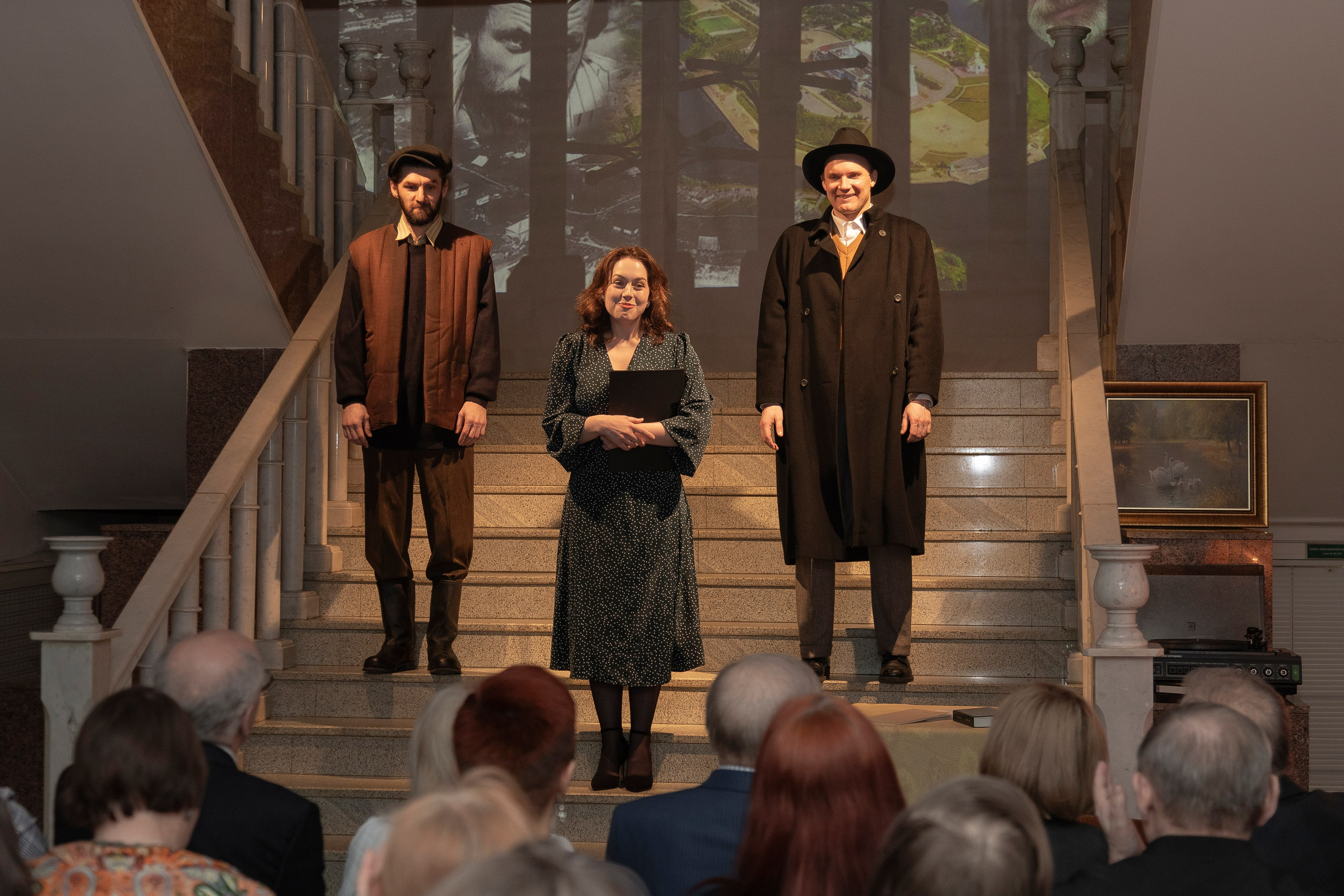 Вечер поэзии. Семейный фотограф в Сургуте Тимершина Мария