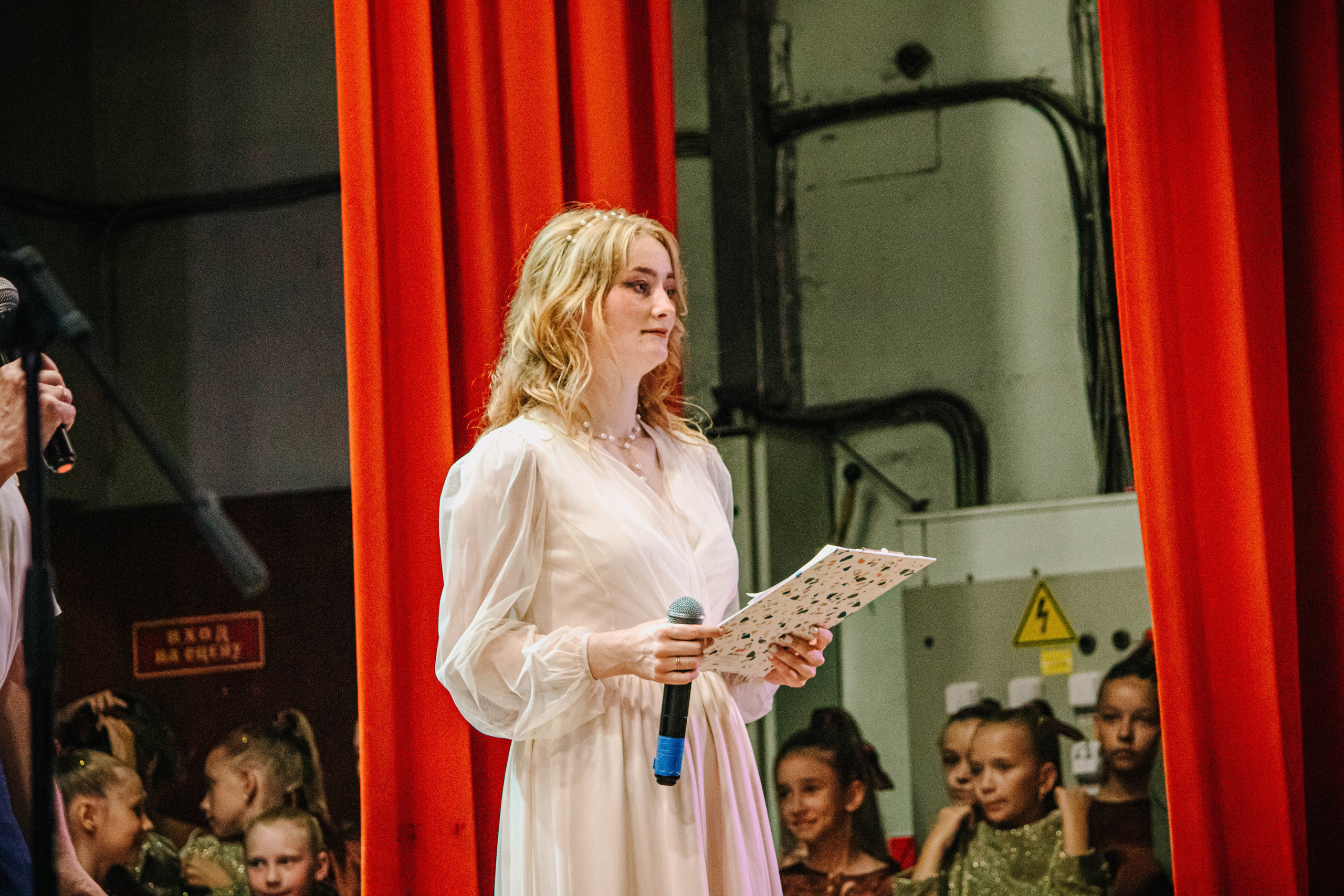 Выпускной 11 классов 2024 Невель. Фотограф Дарья Маташкова