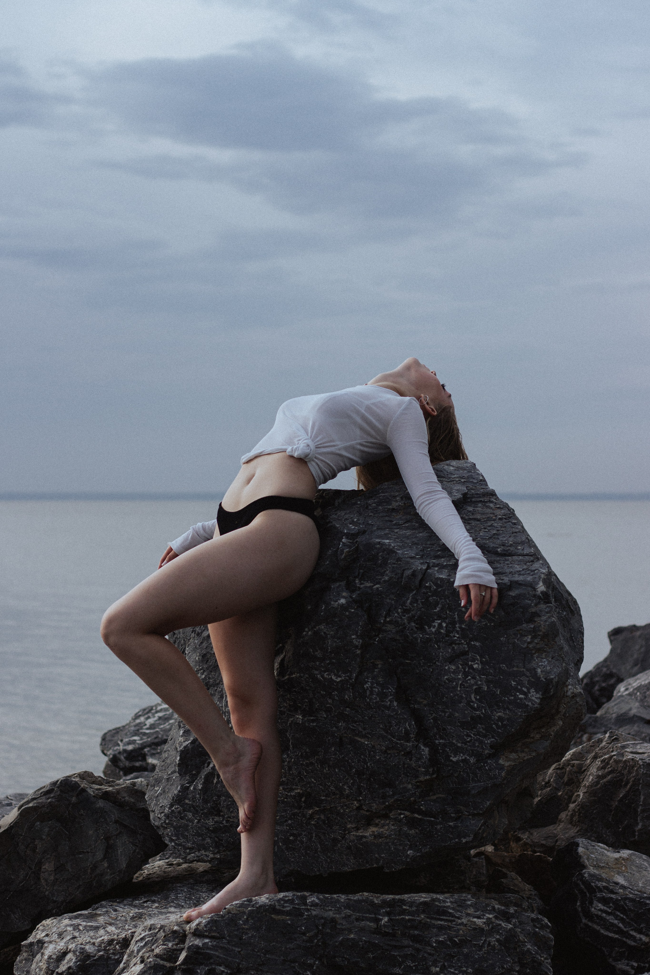 Пляж на камнях. Фотограф Новосибирск