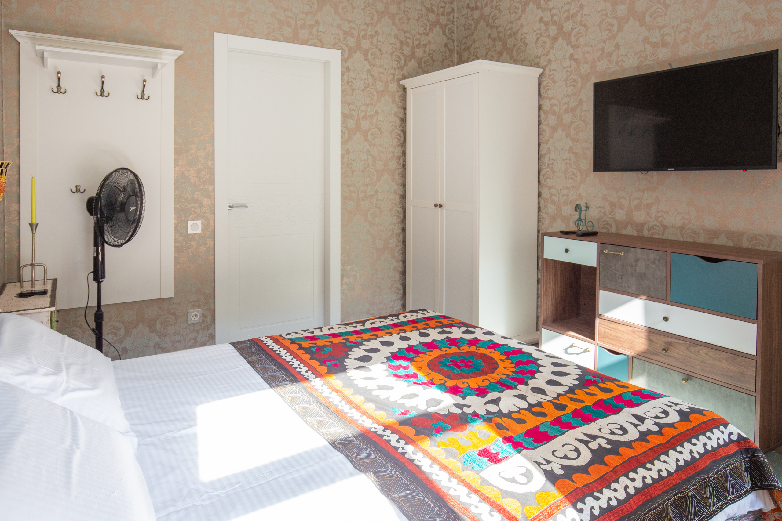 Посуточно на Английском. Полина Носкова интерьерный фотограф