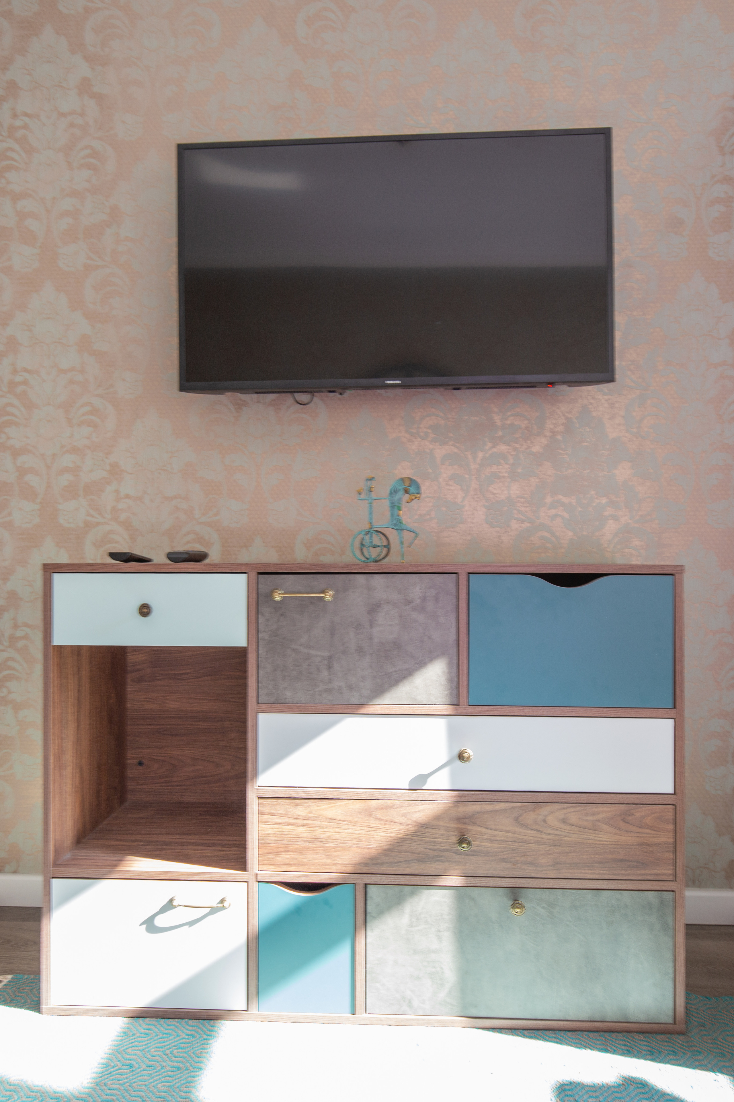 Посуточно на Английском. Полина Носкова интерьерный фотограф