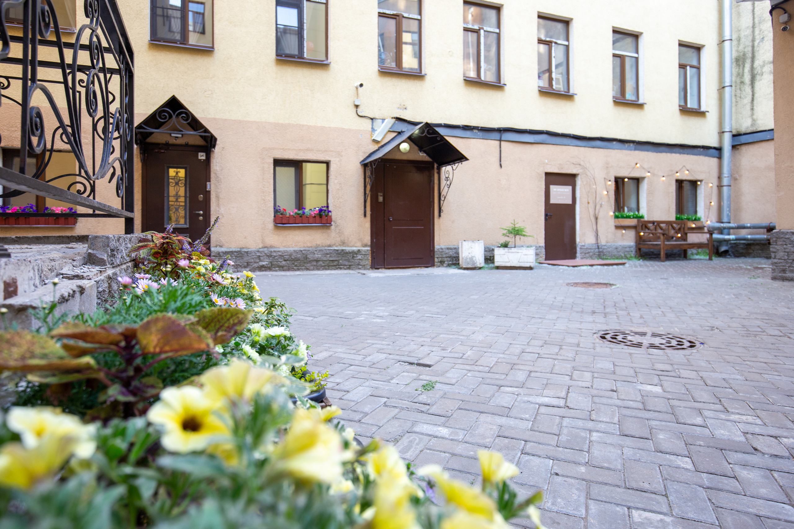 Посуточно на Английском. Полина Носкова интерьерный фотограф